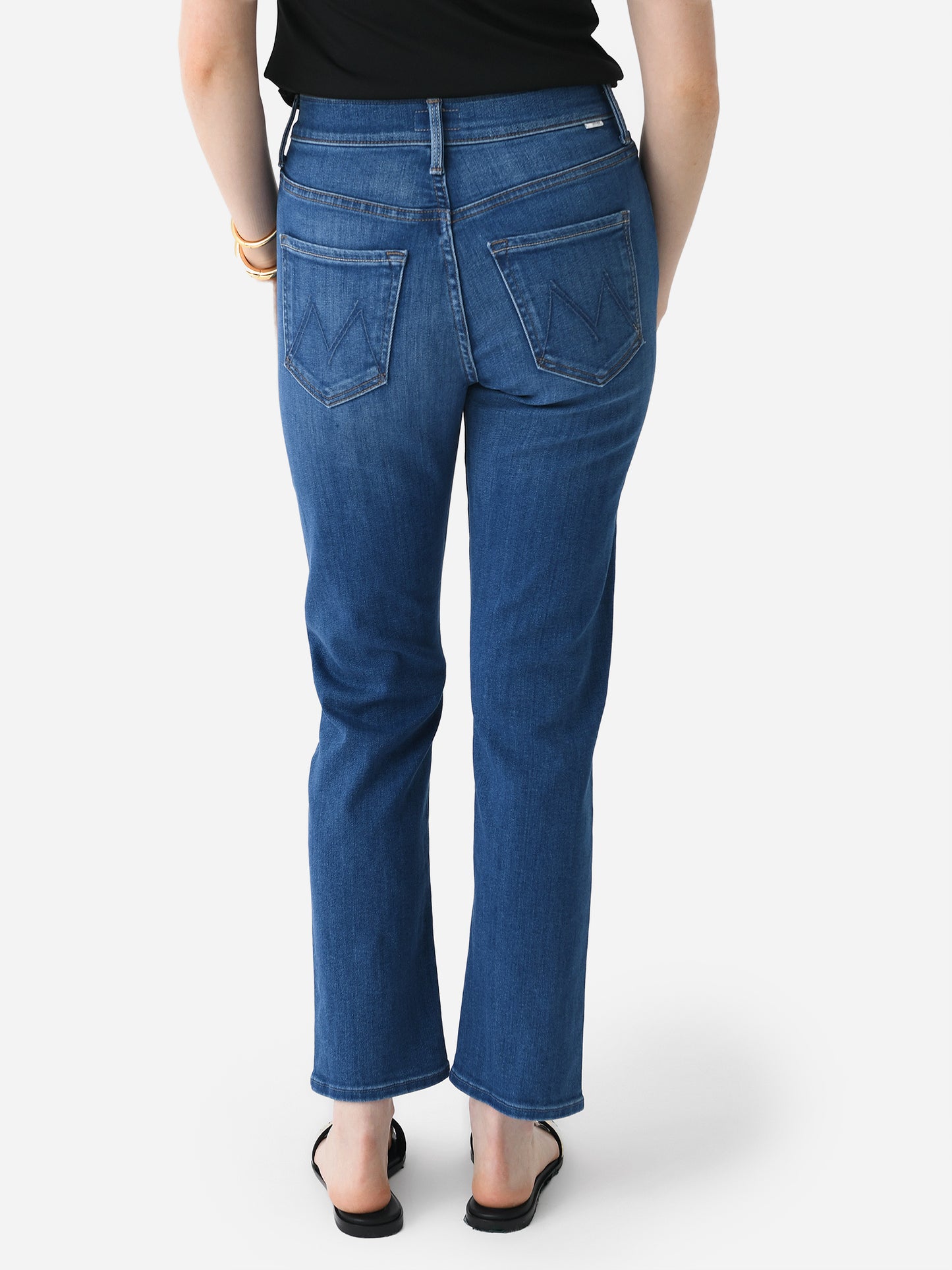 10094-686xACROSSTHEFINISHLINE-alt3