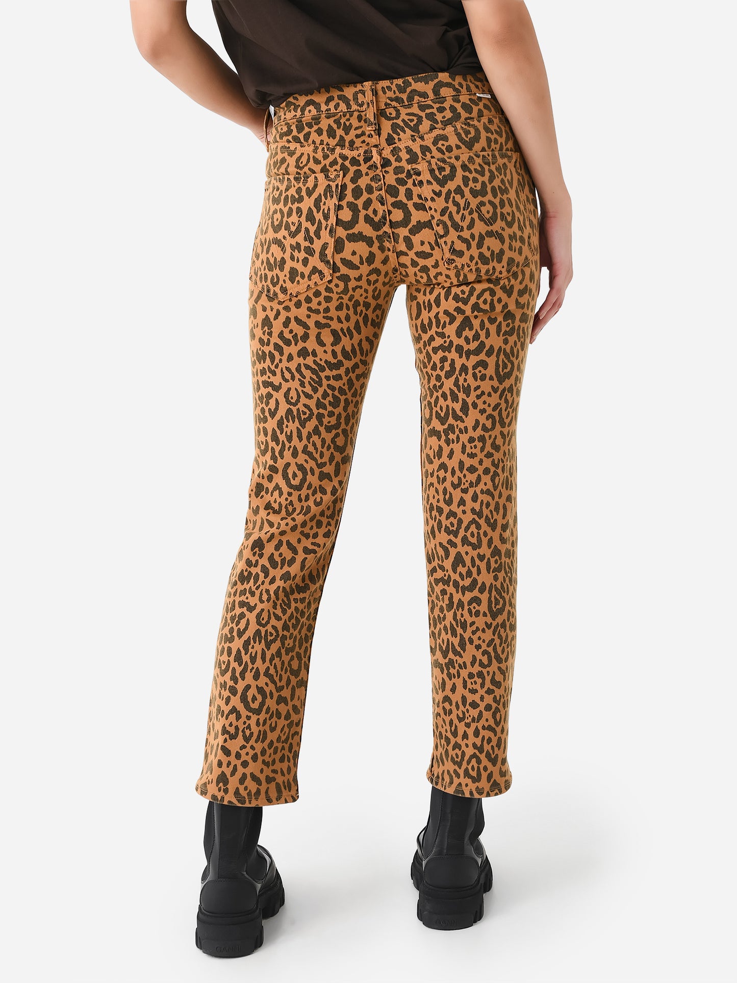 10394-1353xHITTHESPOT-alt3