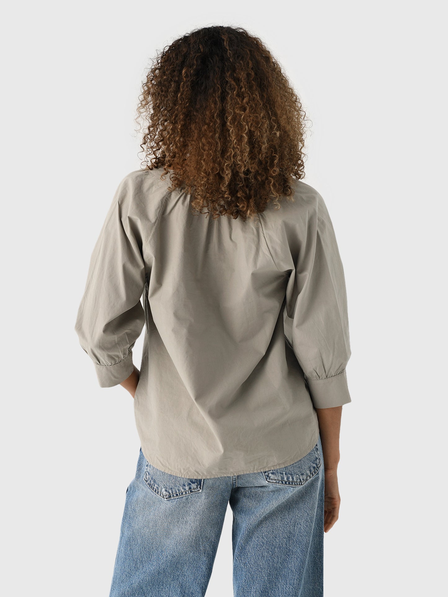 1502XPAR_xOLIVE-alt2