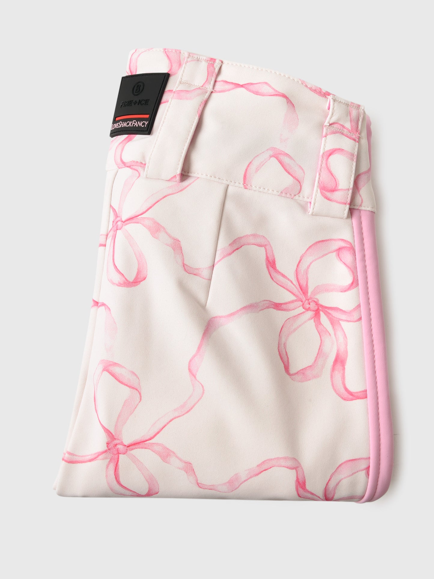 15599593xMAGENTAGLOW-alt3