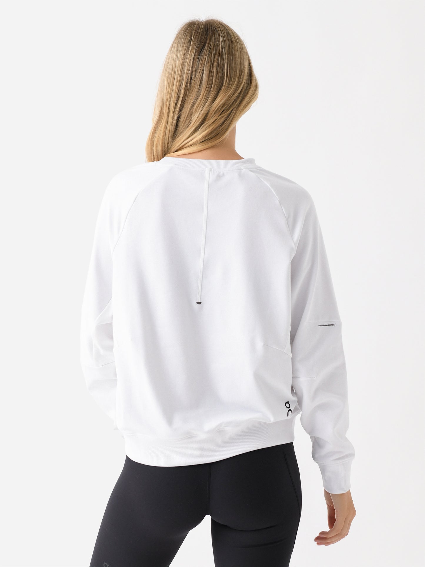 1WD30140069xWHITE-alt3