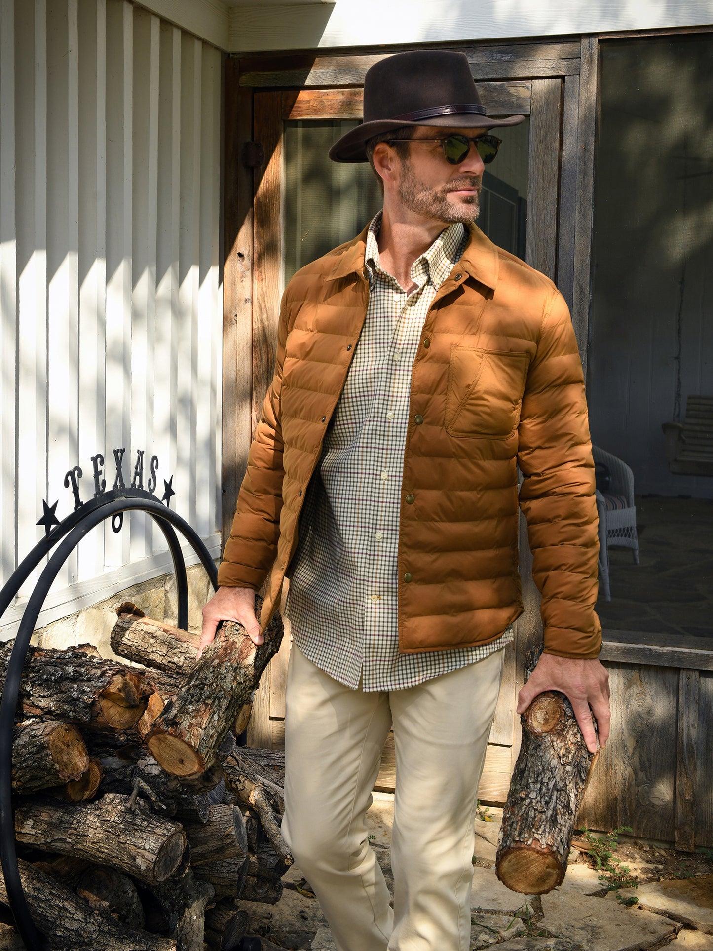 203-364xBILLYSBROWN-alt5