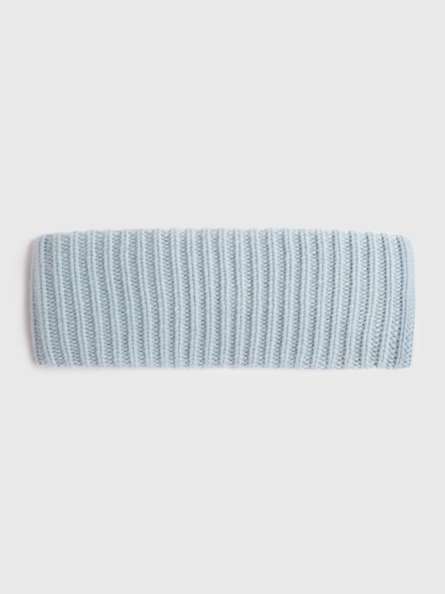 NEW WHITE + WARREN women\'s cashmere ribbed headband in taupe heather Cashmere Luxe Ribbed Beanie main image 2