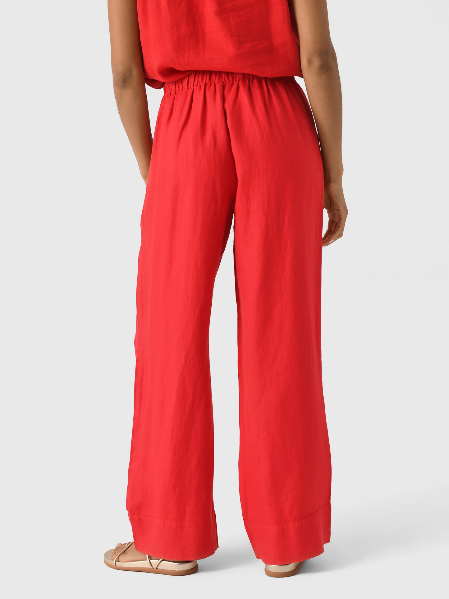 244-WP114-2704xCRIMSON-alt3