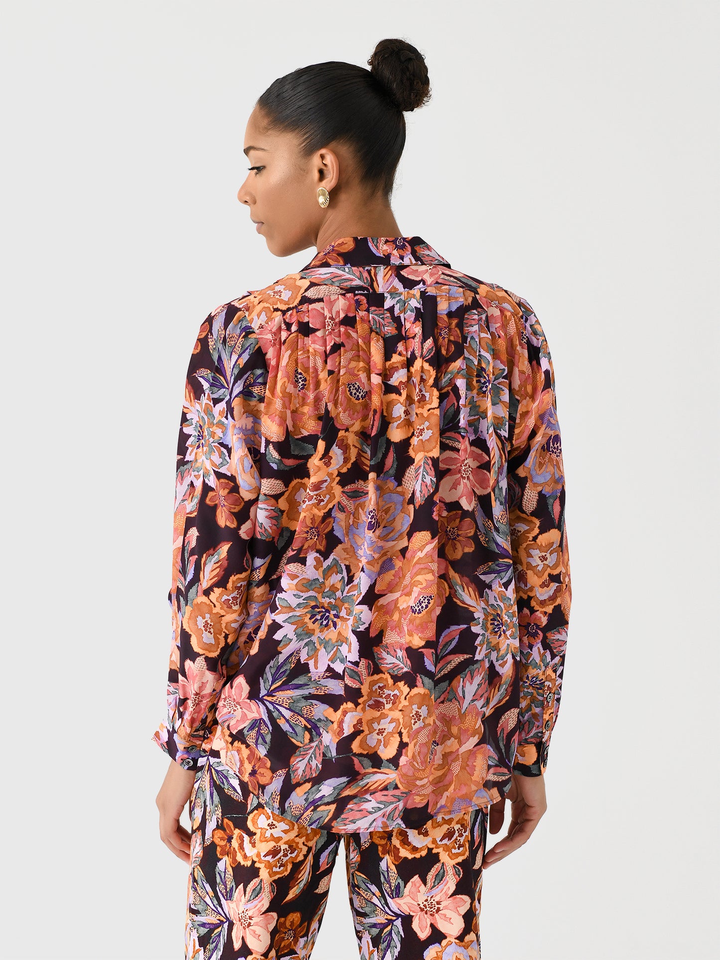 24FAT56PntFlrxPAINTERLYFLORAL-alt3