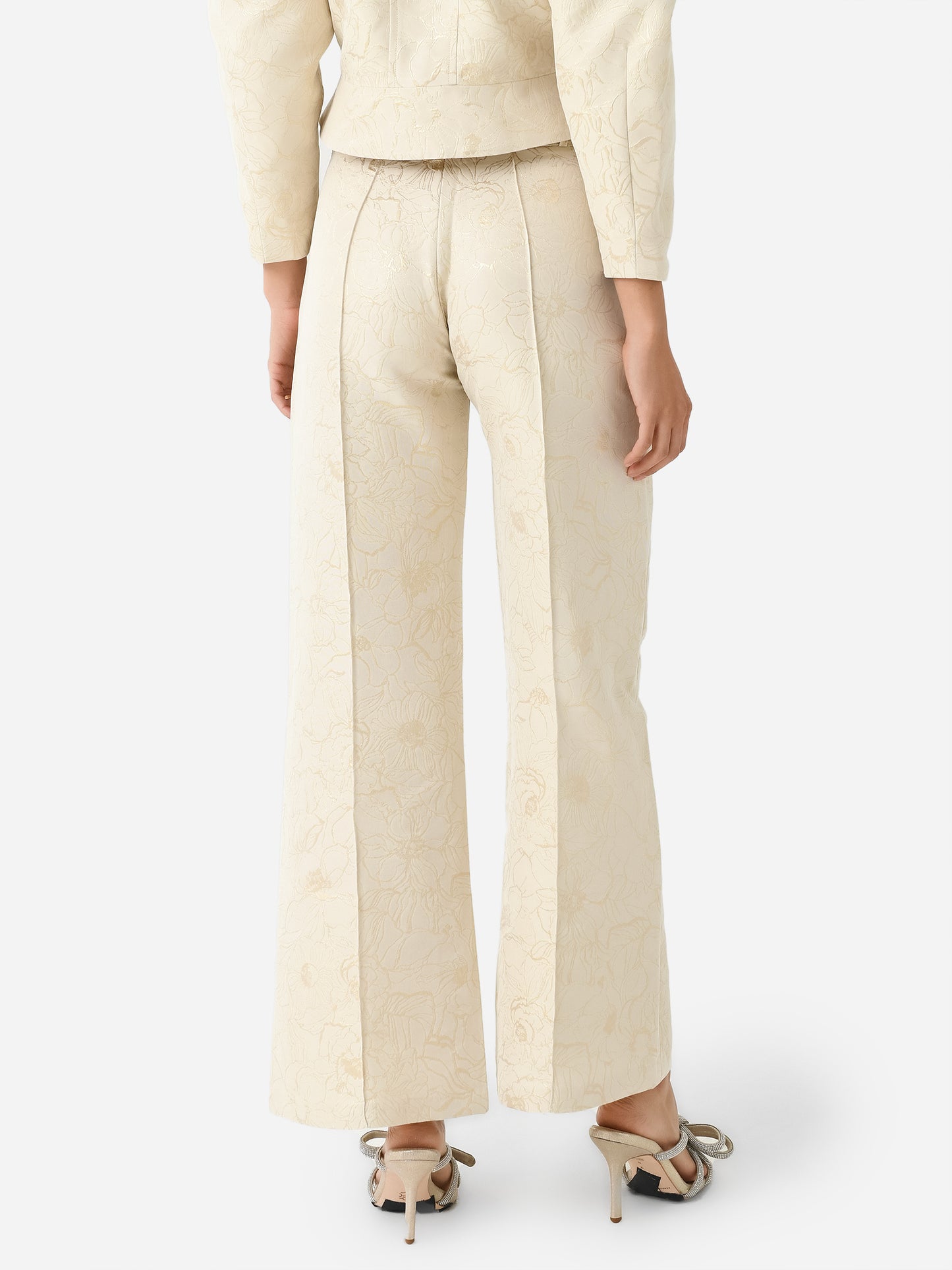 24R4PAN02xECRUANDGOLD-alt3