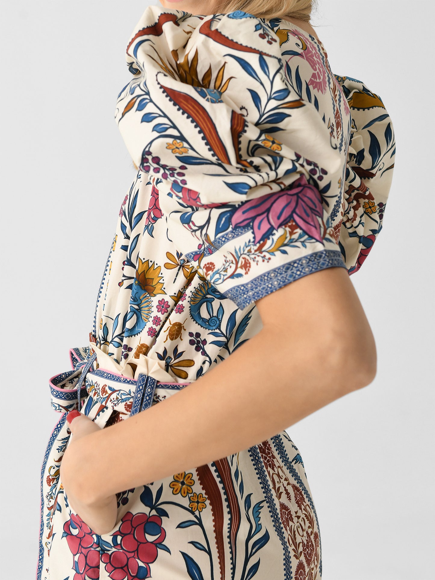 328932xROMANTICLIGHTNESS-alt4