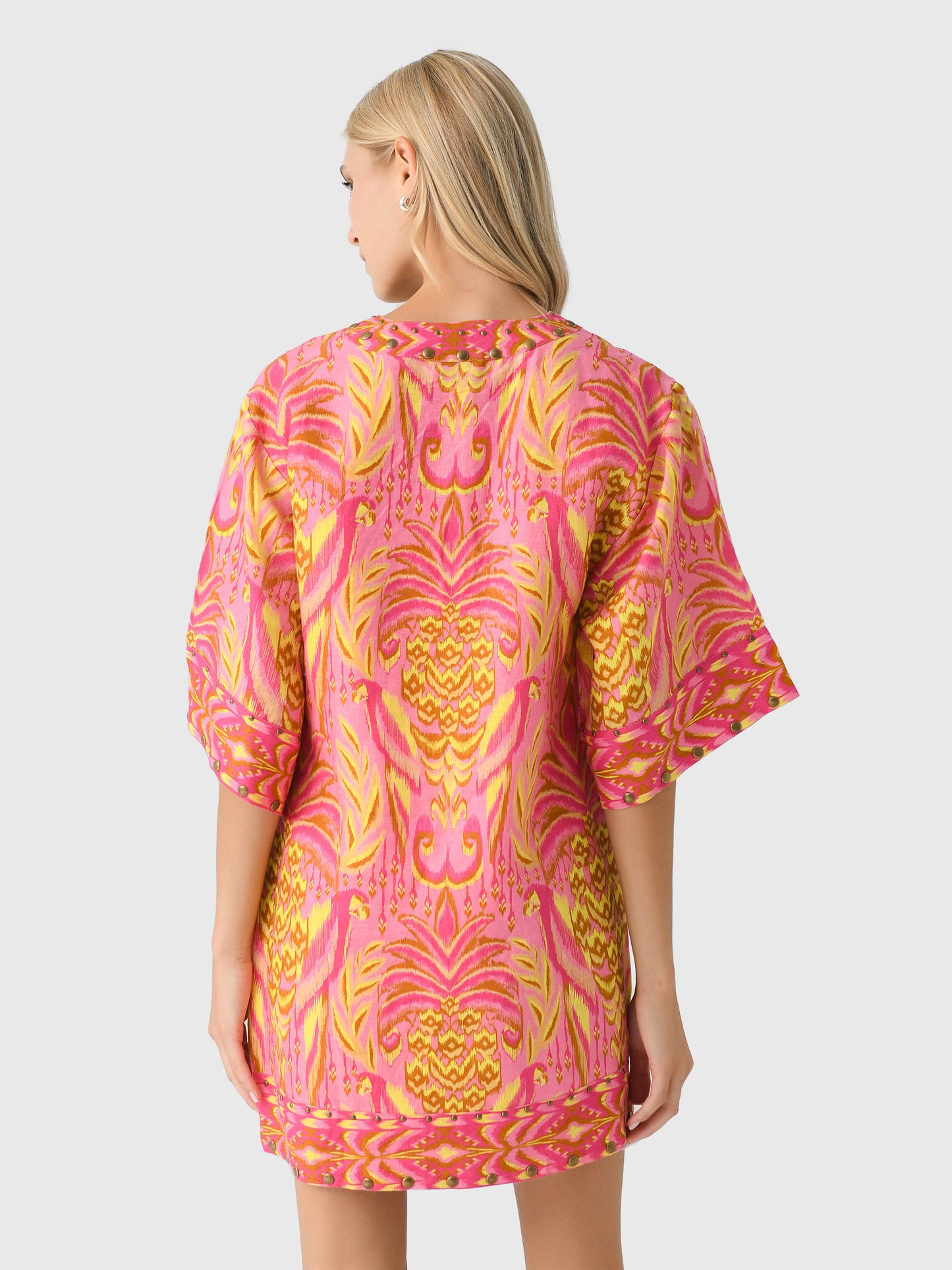 335756xPINEAPPLETAPESTRYPINK-alt3