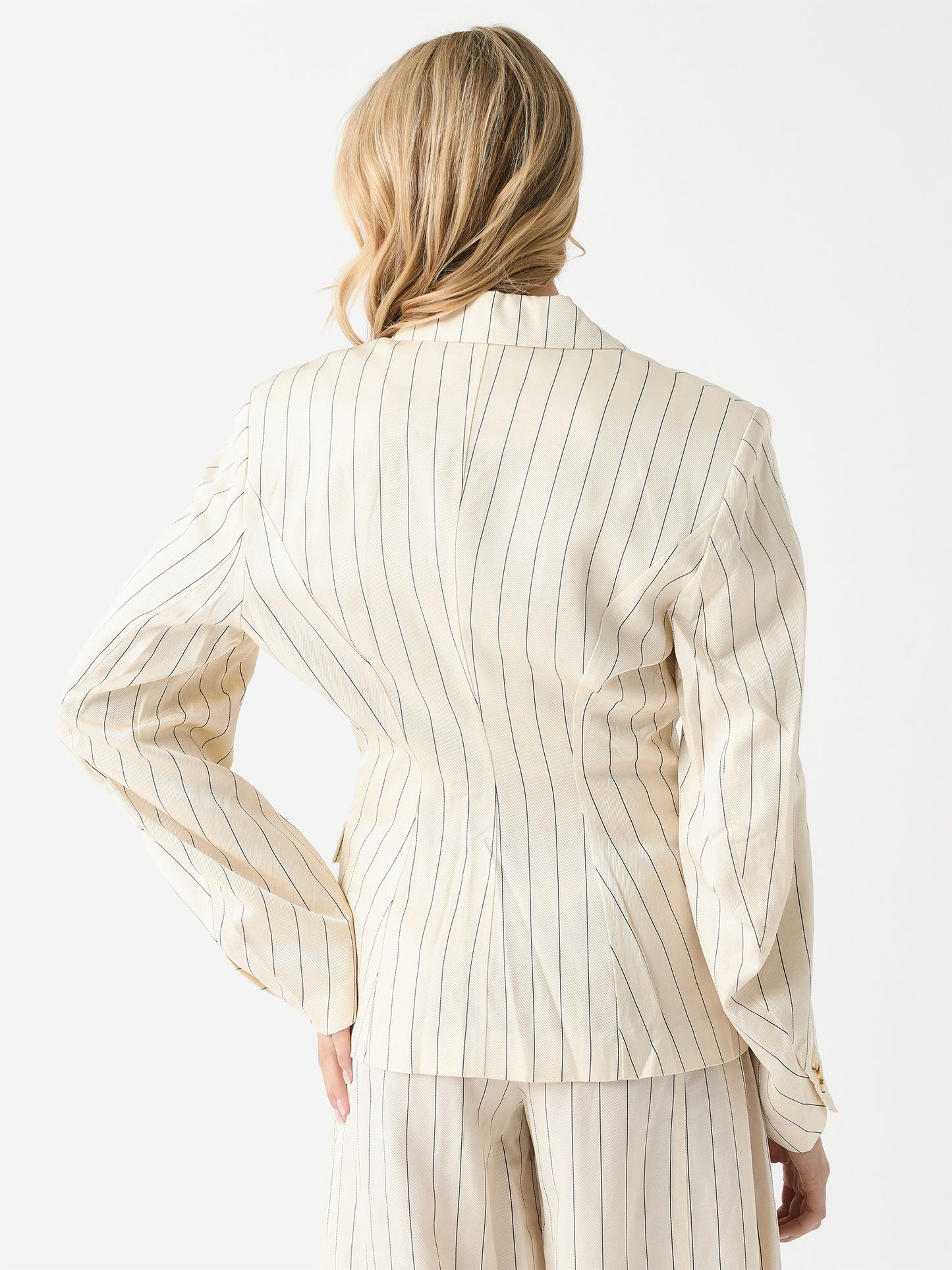 501557858xEGRET-alt3