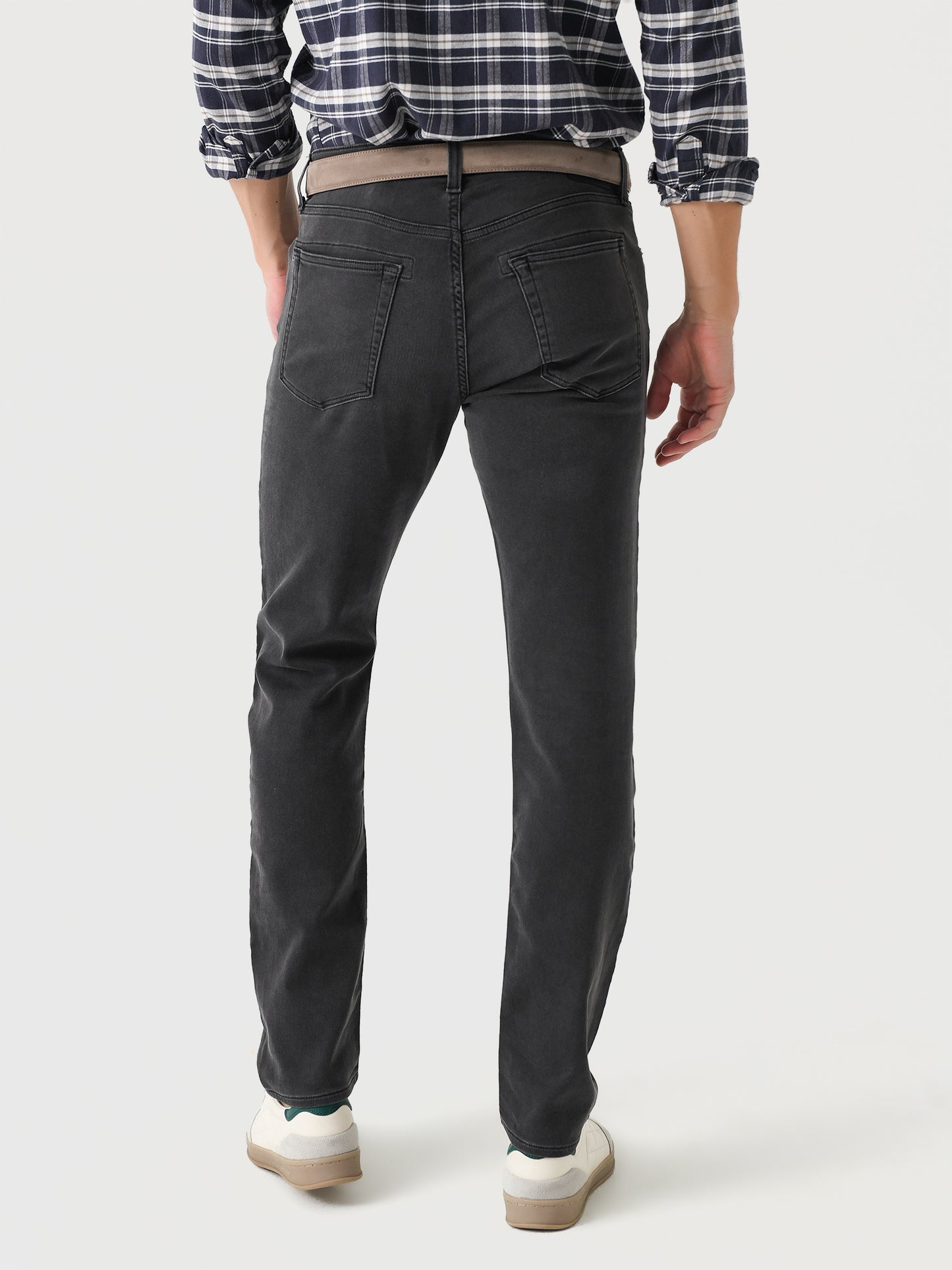 6390-1560xALLSTONBLACK-alt3