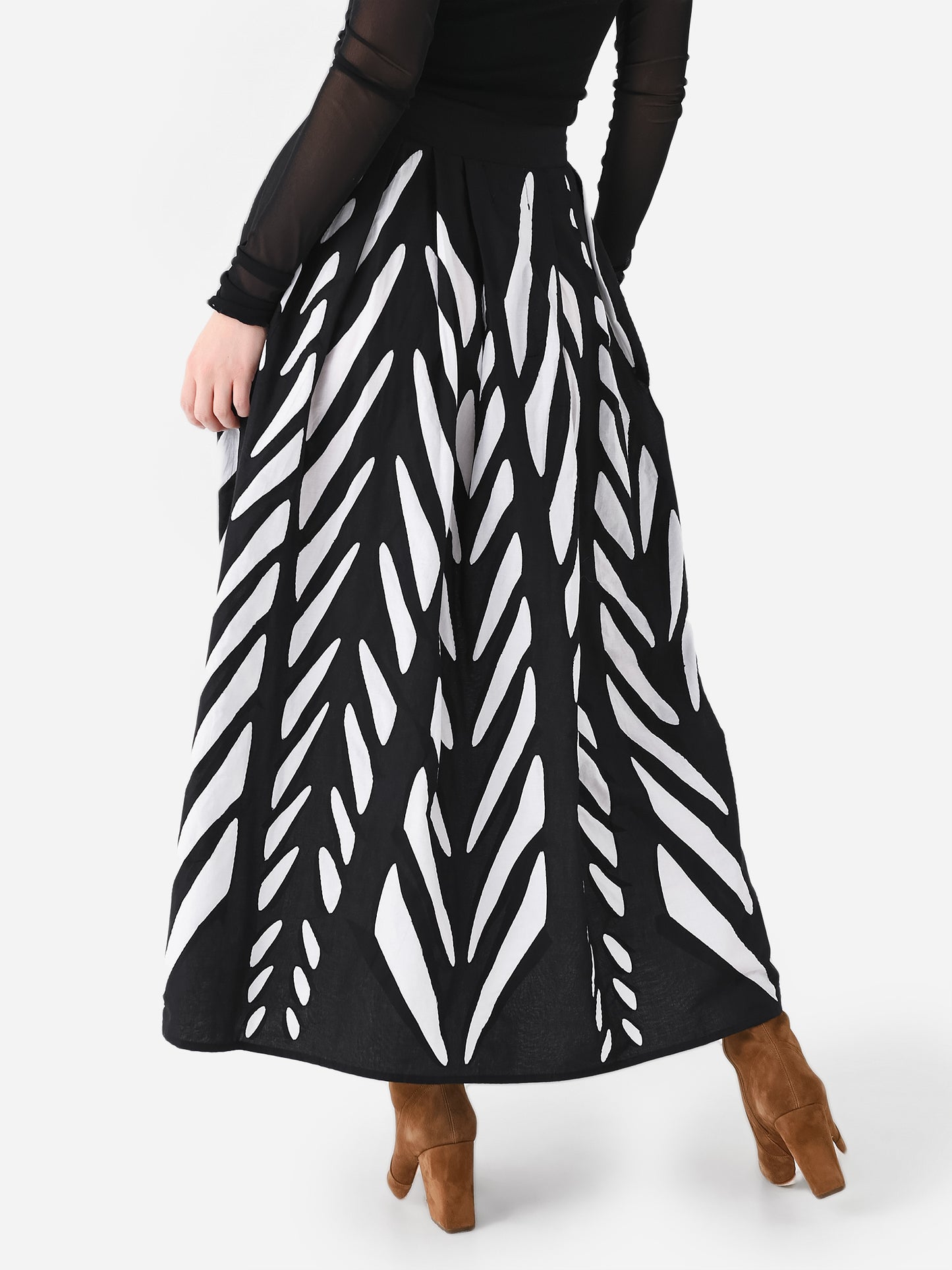 BFA23SKC107xBLACKWHITE-alt3