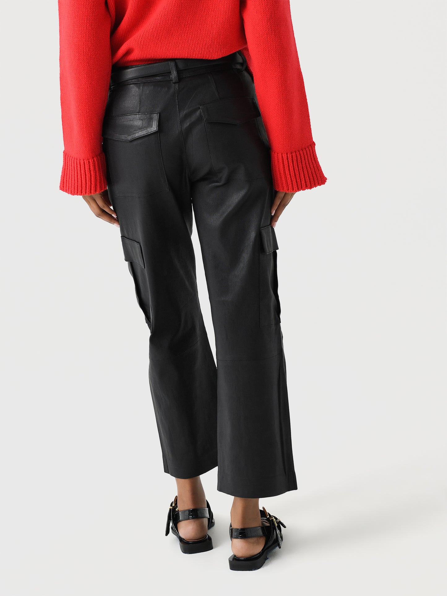 BTM026LCM2xBLACK-alt3