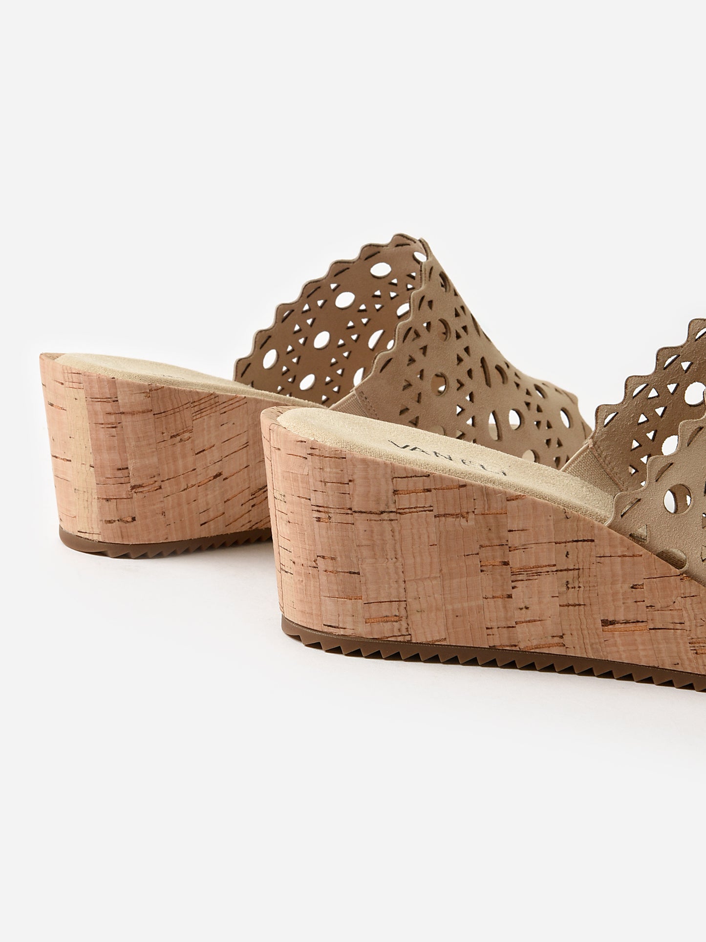 CAMMIE_xNUDESUEDE-alt3