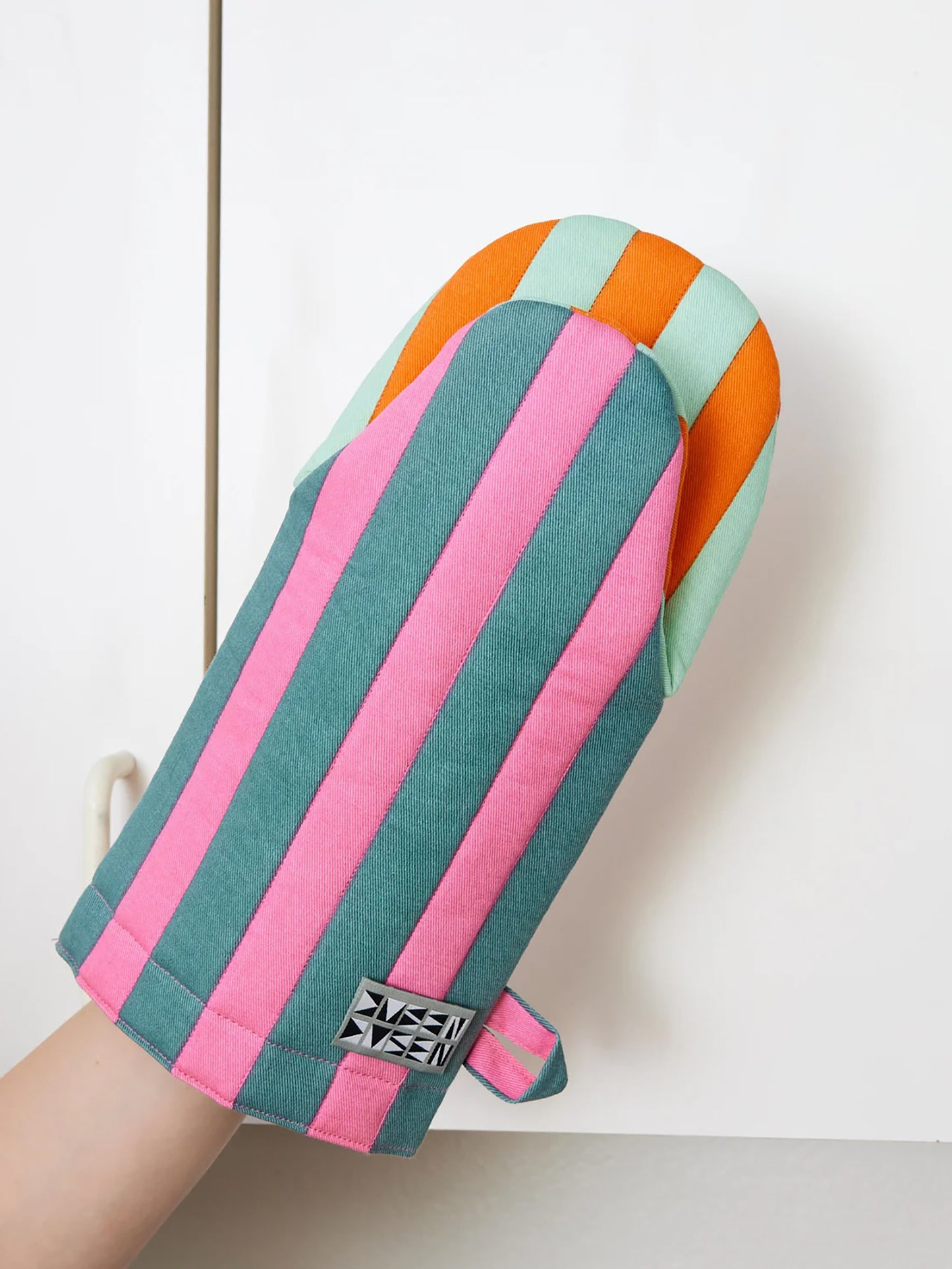 Dusen Dusen Striped Oven Mitt - Saint Bernard