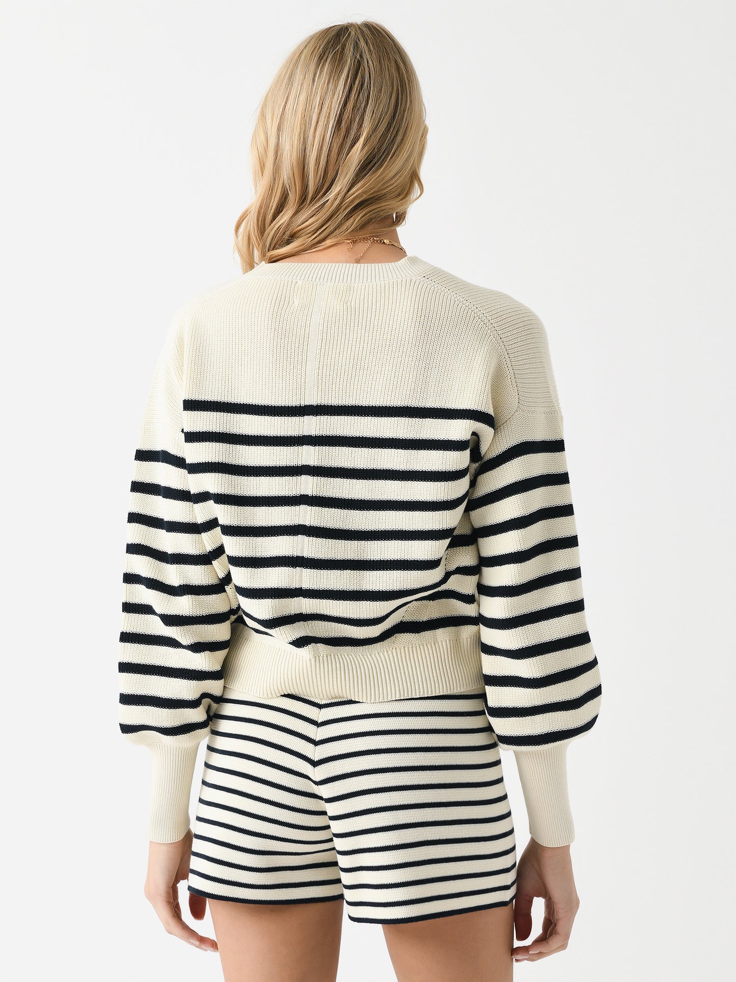 ESSS24-02AxIVORYANDNAVYSTRIPE-alt3