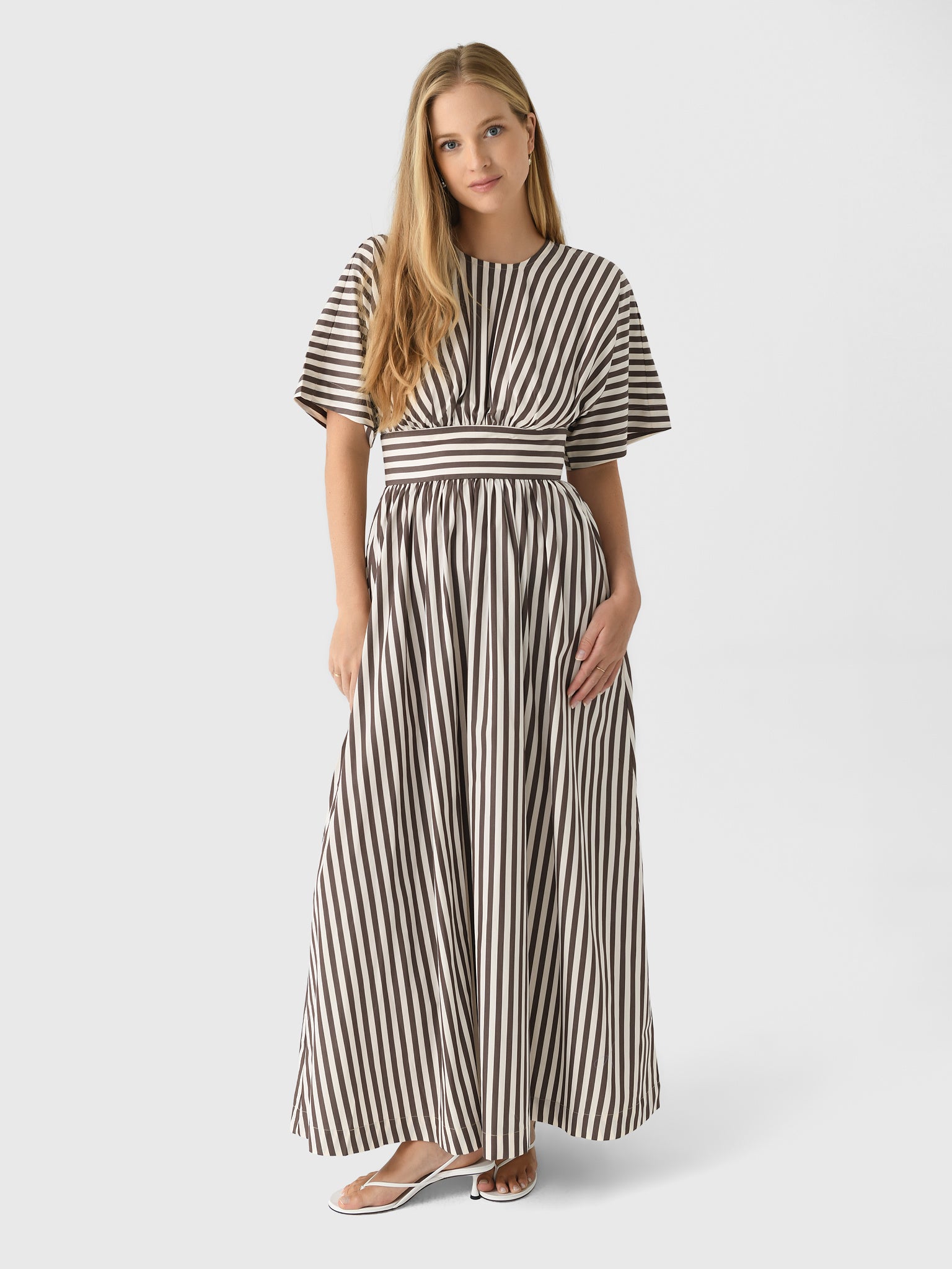Faithfull The Brand Women's Oda Maxi Dress Saint Bernard Faithfull The Brand Women's Oda Maxi Dress Saint Bernard