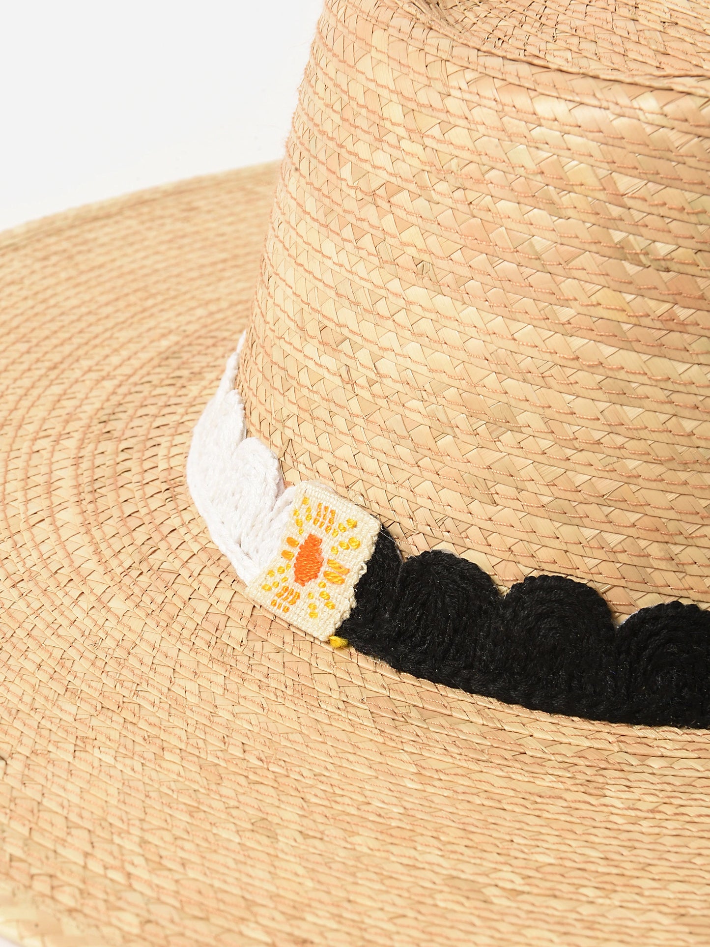 HAT-V-45xBLACKANDWHITE-alt3