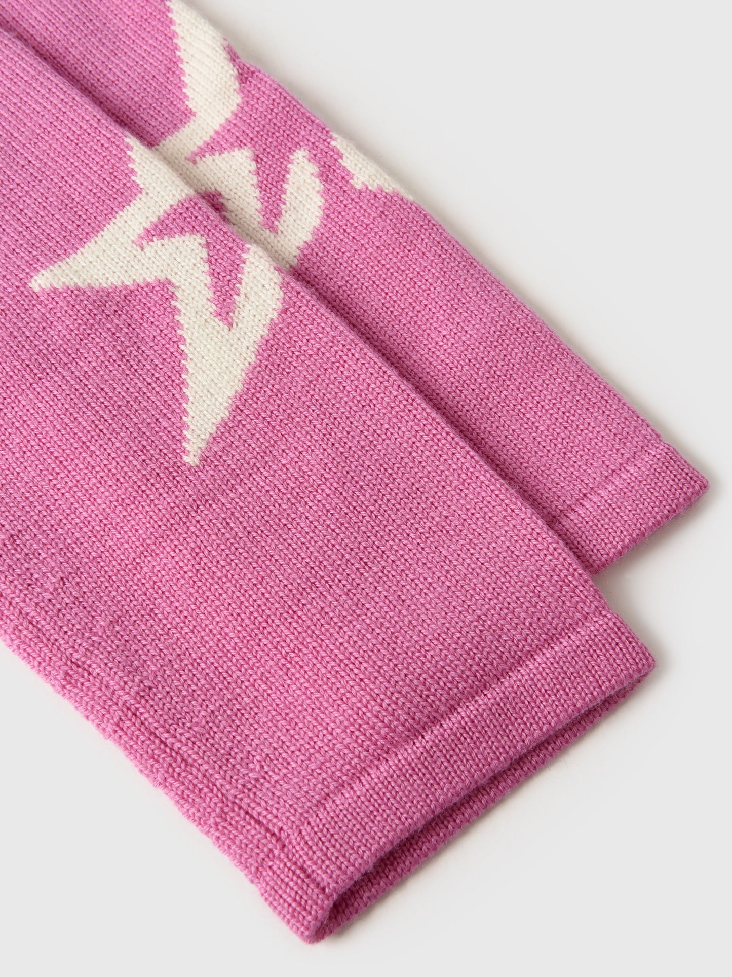 K6000042xBUBBLEGUMPINKSNOWWHITESTAR-alt2