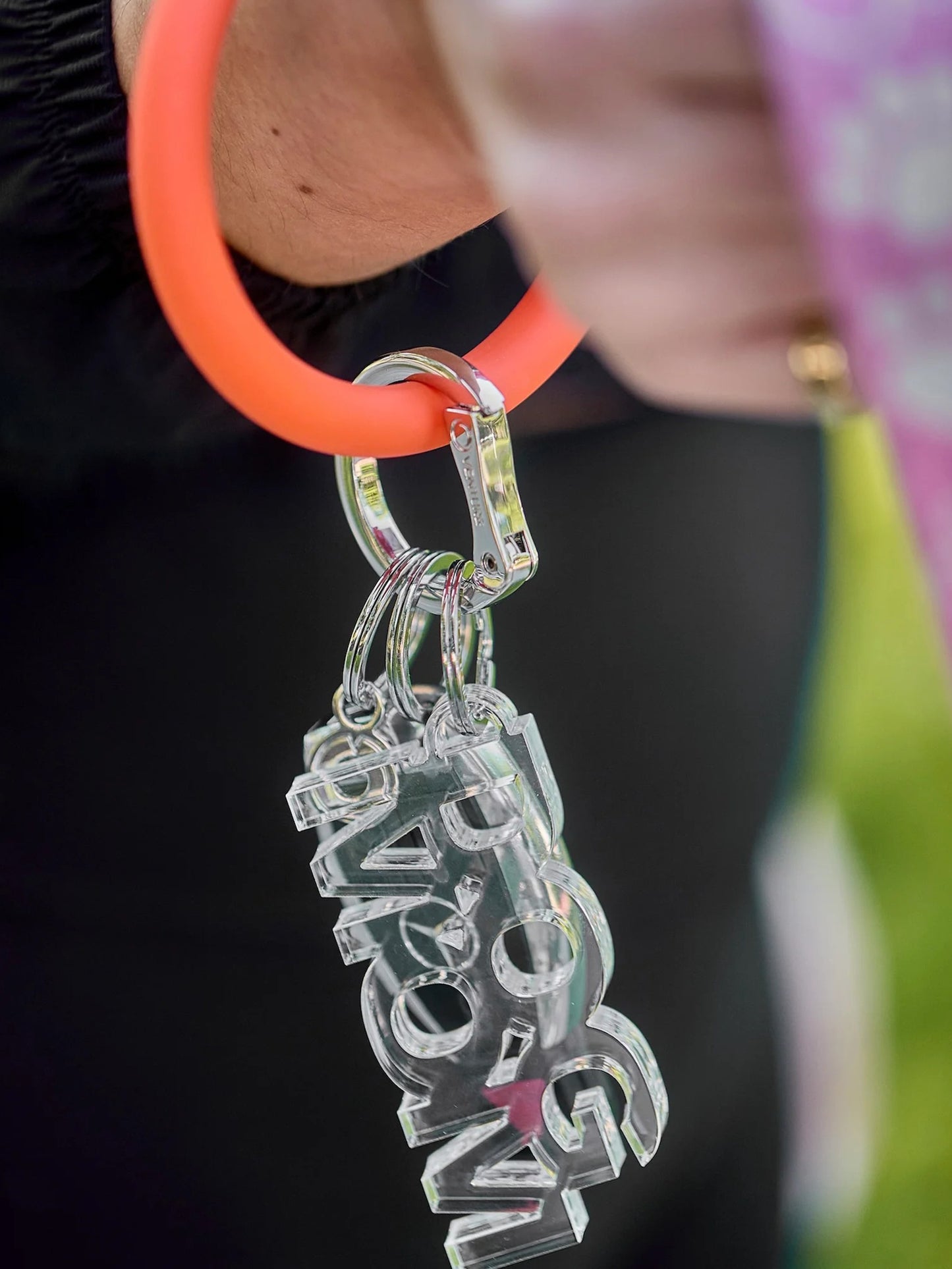 KC-A-DOGMxDOGMOM-alt1