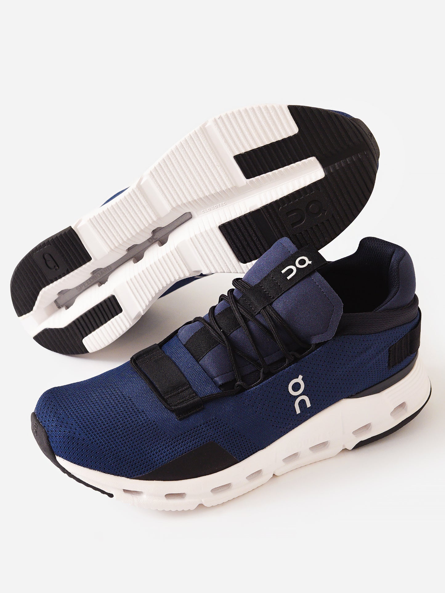 ON Men's Cloudnova Sneaker - Saint Bernard