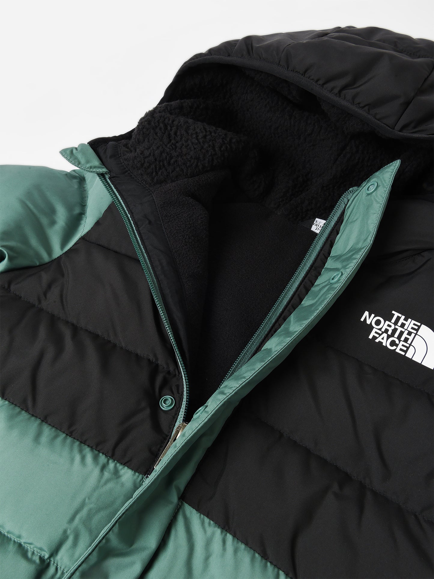 NF0A82XXxDARKSAGE-alt3