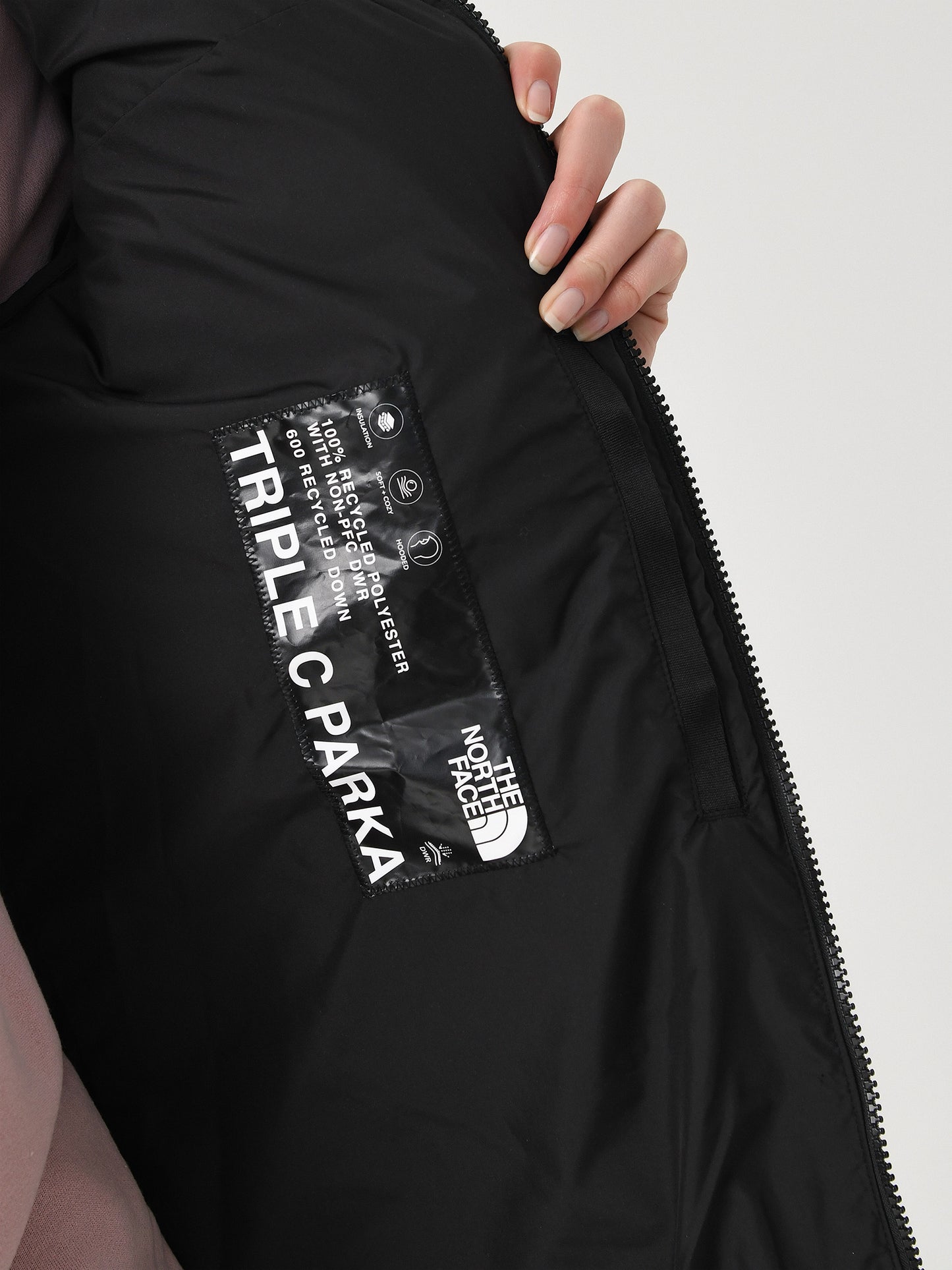 NF0A84J4xTNFBLACKNPF-alt4