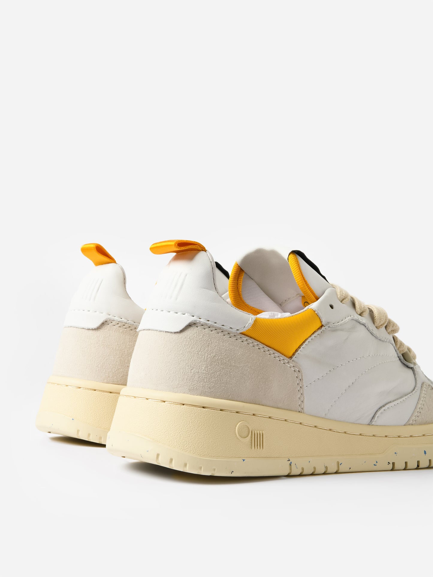 PHOENIXWHITECLOUDxWHITECLOUD-alt4