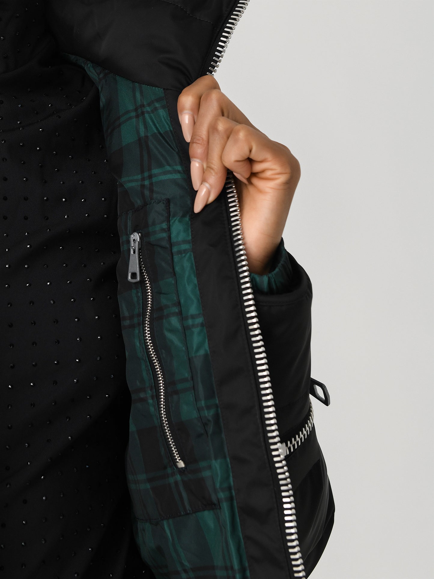 PS4J01VSFxBLACKBLUEPLAIDLINER-alt7