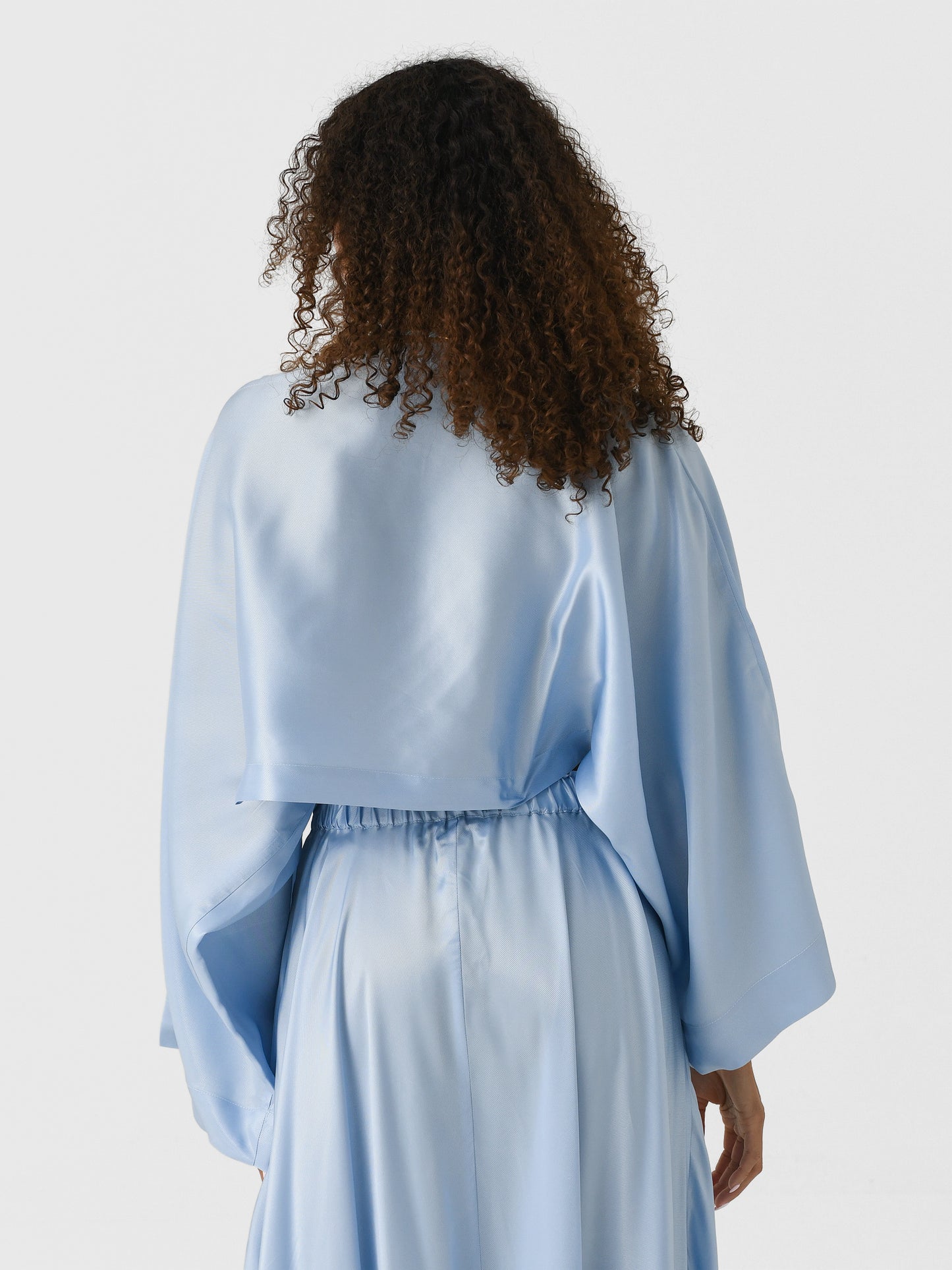 RTW_CU70003_SKBxSKYBLUE-alt3