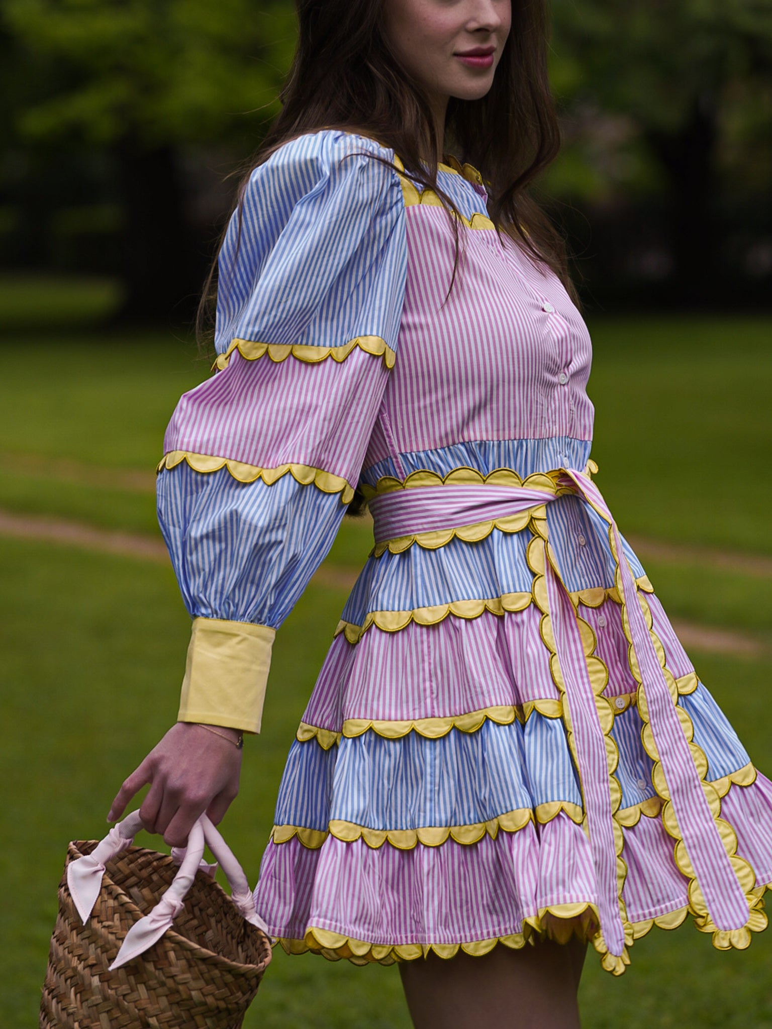 celia b dress Arlis includes side pockets and a front hook closure The model measurements are Orion Dress CELIA B