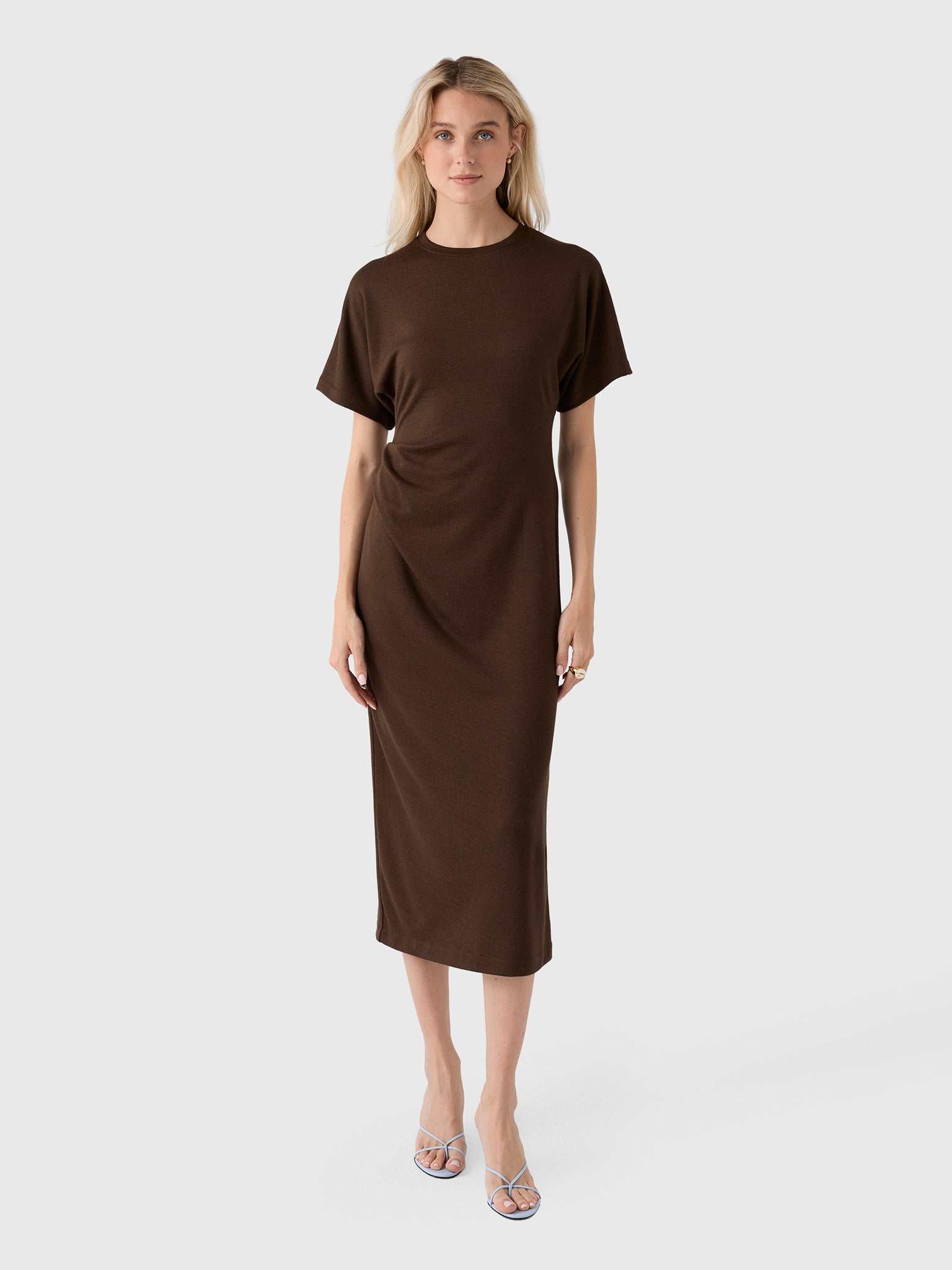 matte jersey dress Women's Ruched-side Knit Short-Sleeve Dress, Willow, Size L Features ruching through the tight homecoming dress Gigi Hadid Wears a Sleeve Length:36-37