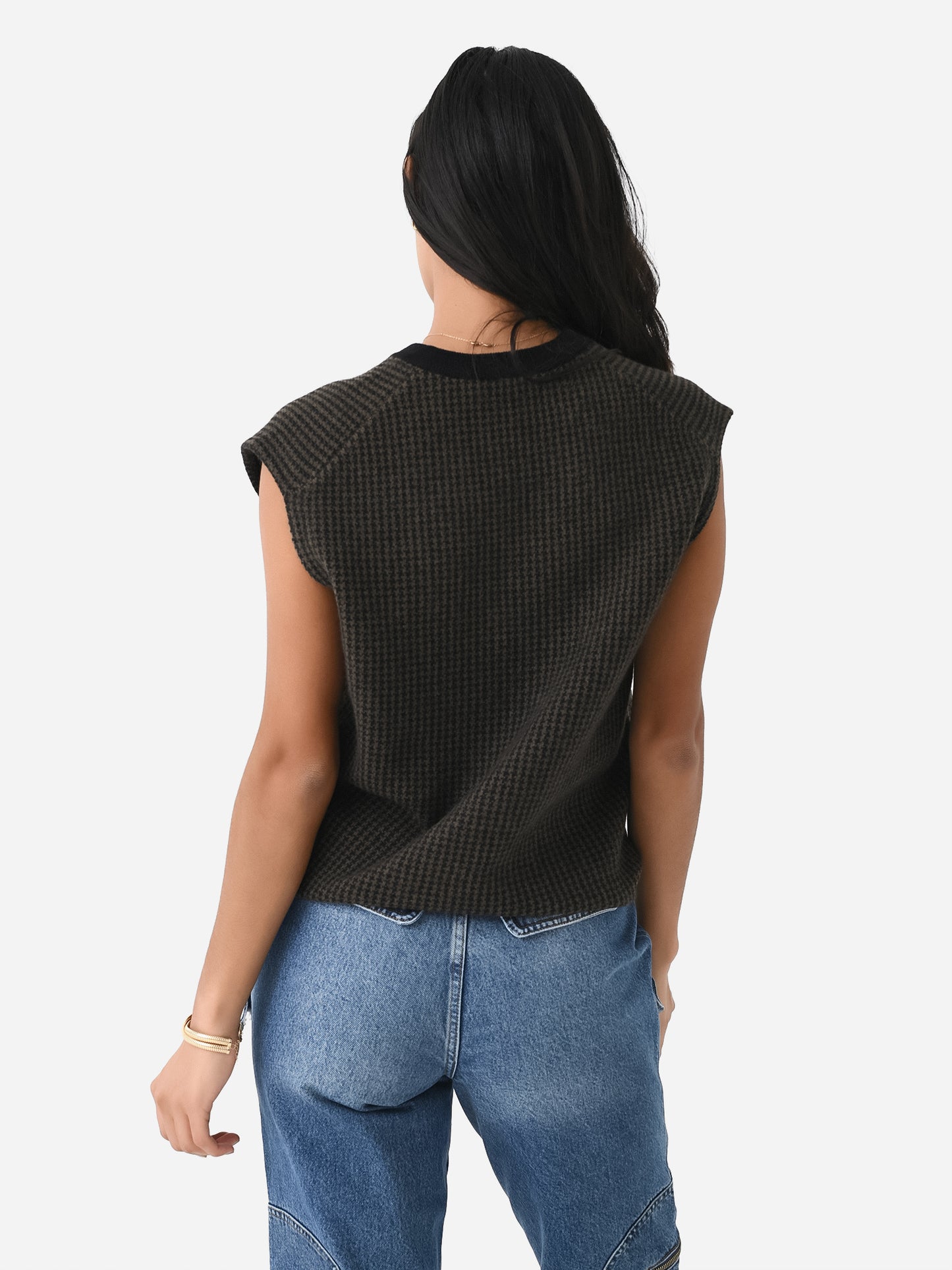 V979579506xVINECOMBO-alt3