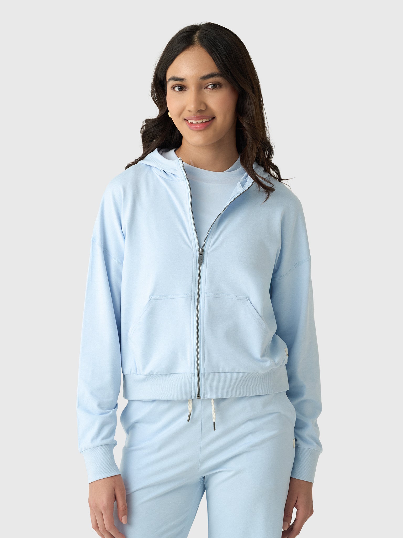 Vuori Women's Halo Modern Full Zip Hoodie – Saint Bernard