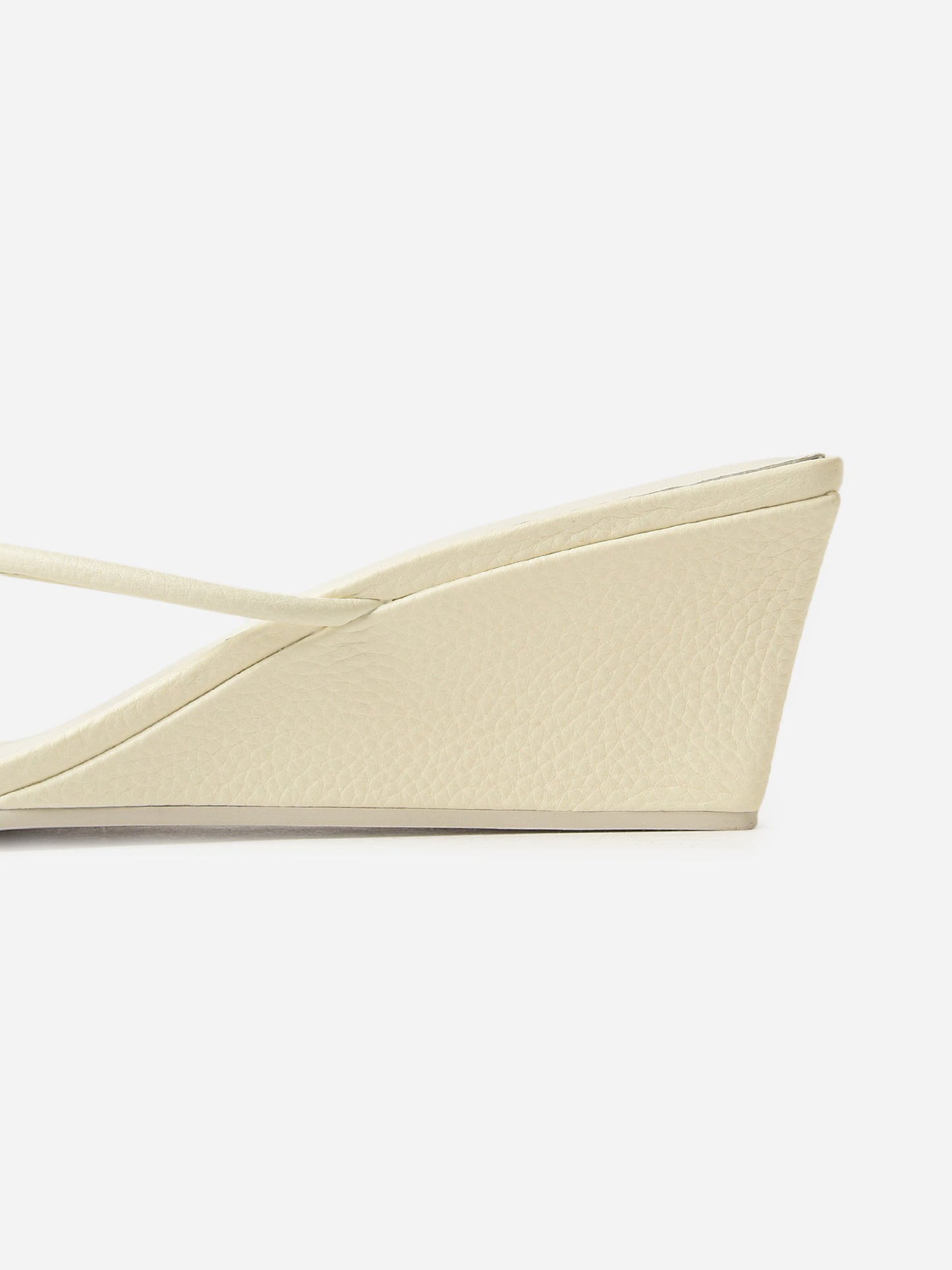 W24- 116WHTxWHITE-alt4