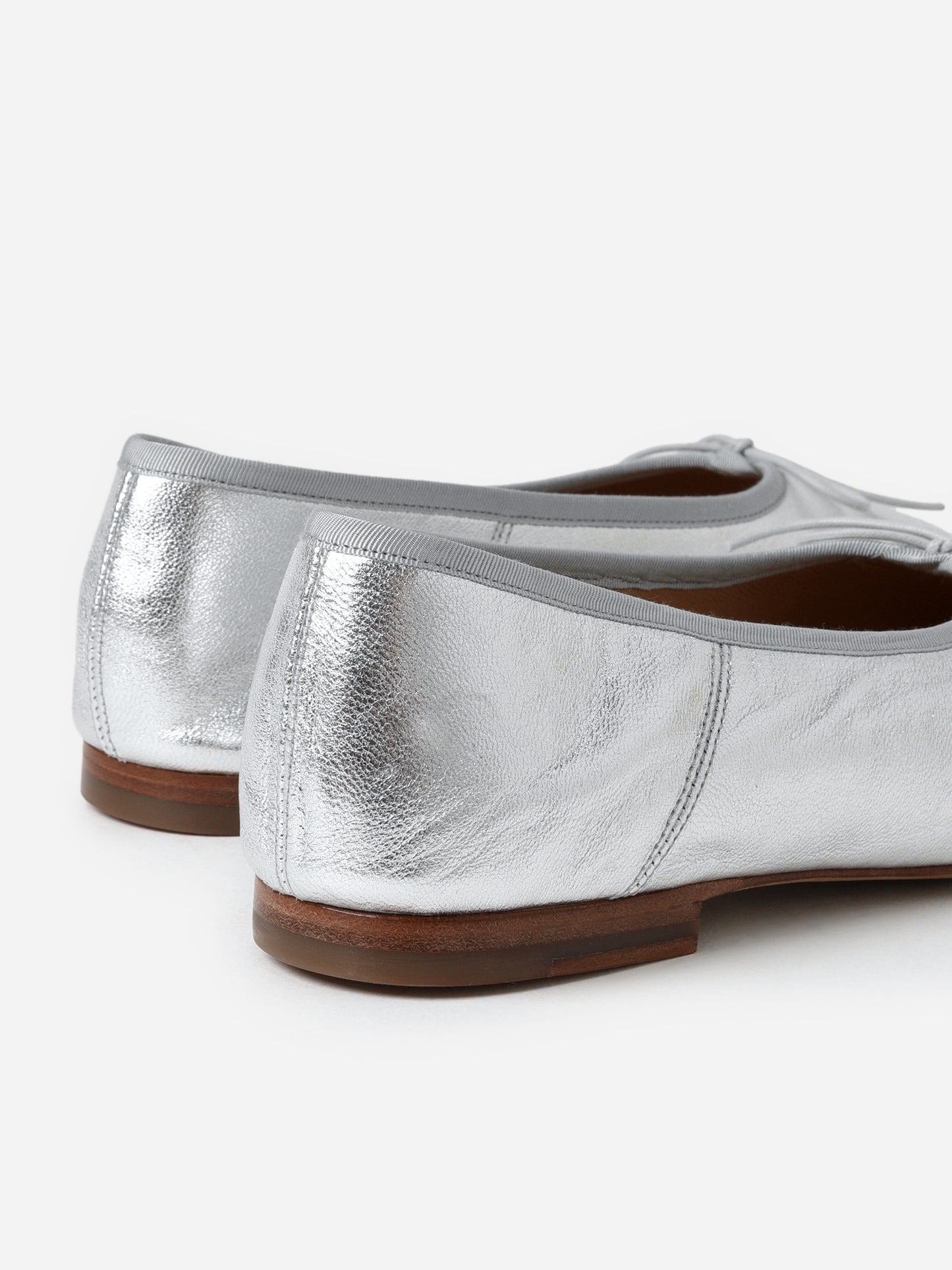 WF23F010MNxSILVER-alt3