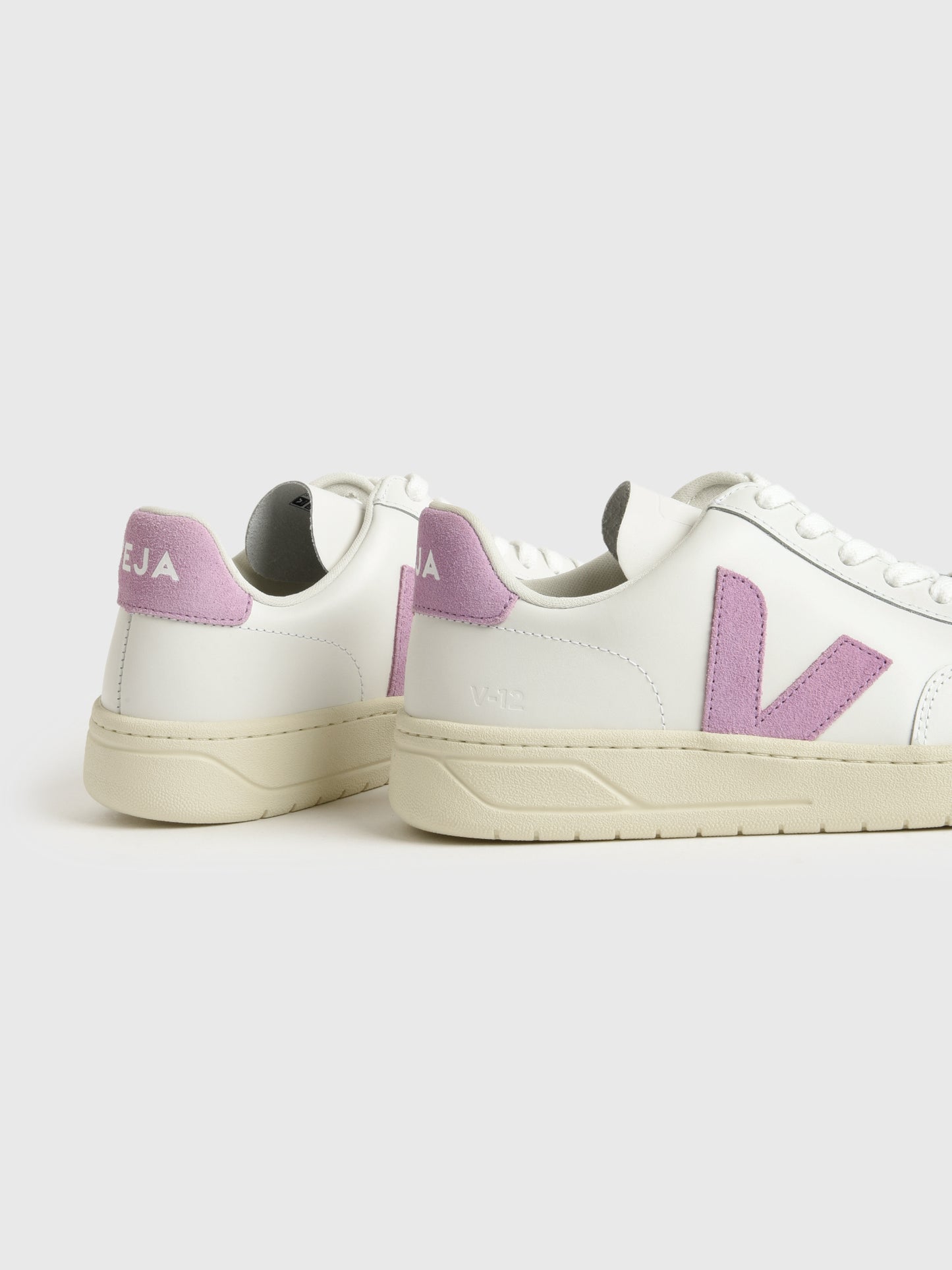 XD0220494AxEXTRAWHITEORCHID-alt3