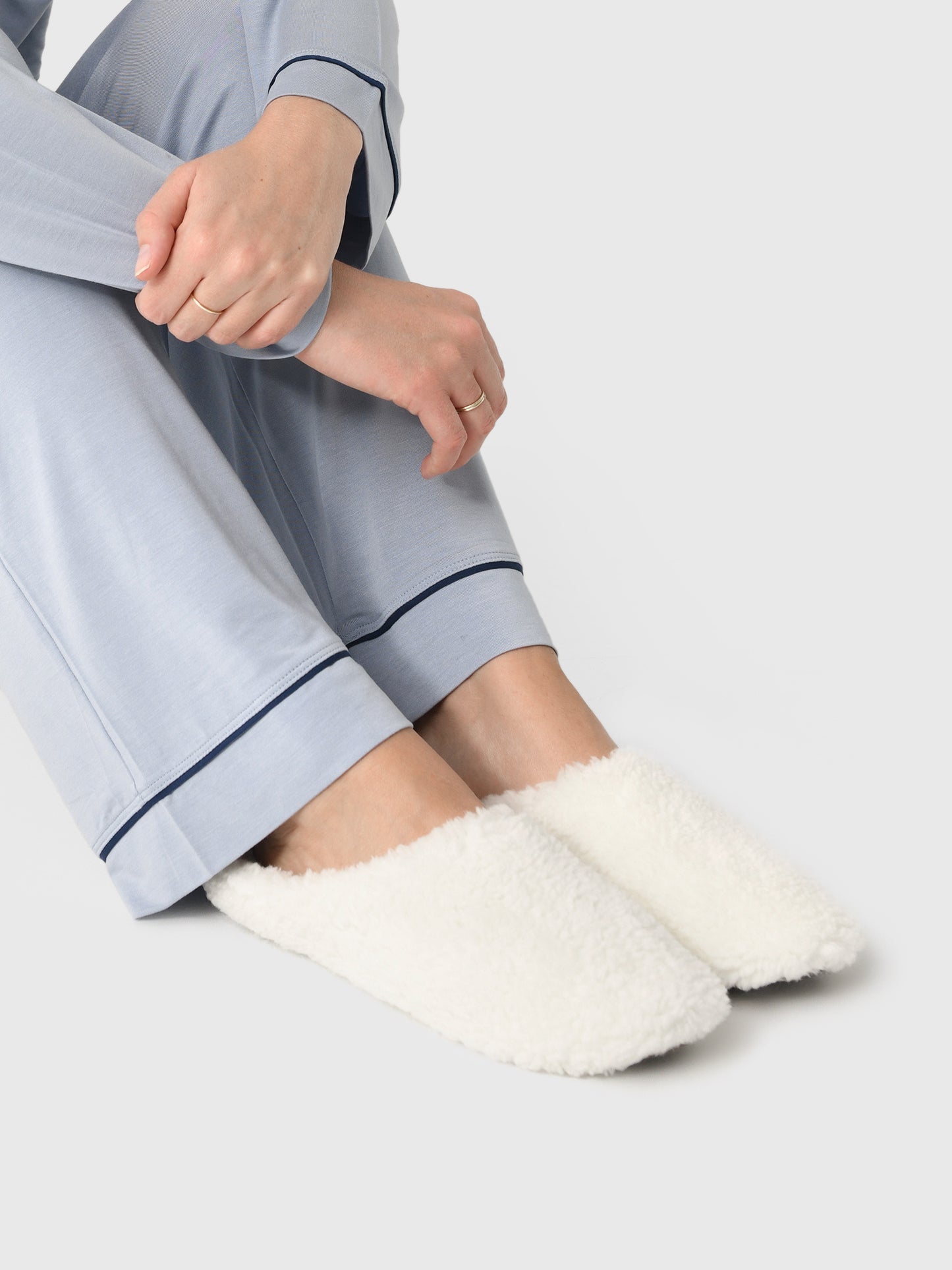 Eberjey Women's Sherpa Slipper - Saint Bernard