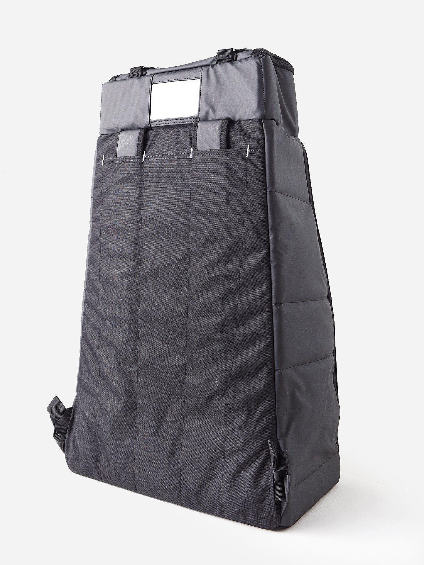 140ExE01BLACKOUT-alt2