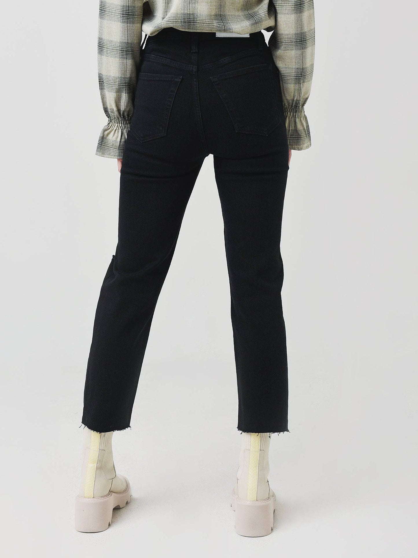 144-3WSTV27xNOIRWITHRIP-alt3