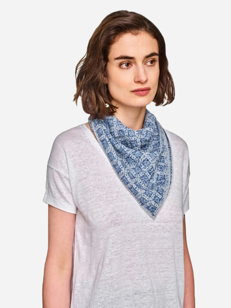 White + Warren Neo Jacquard Neckerchief - Saint Bernard