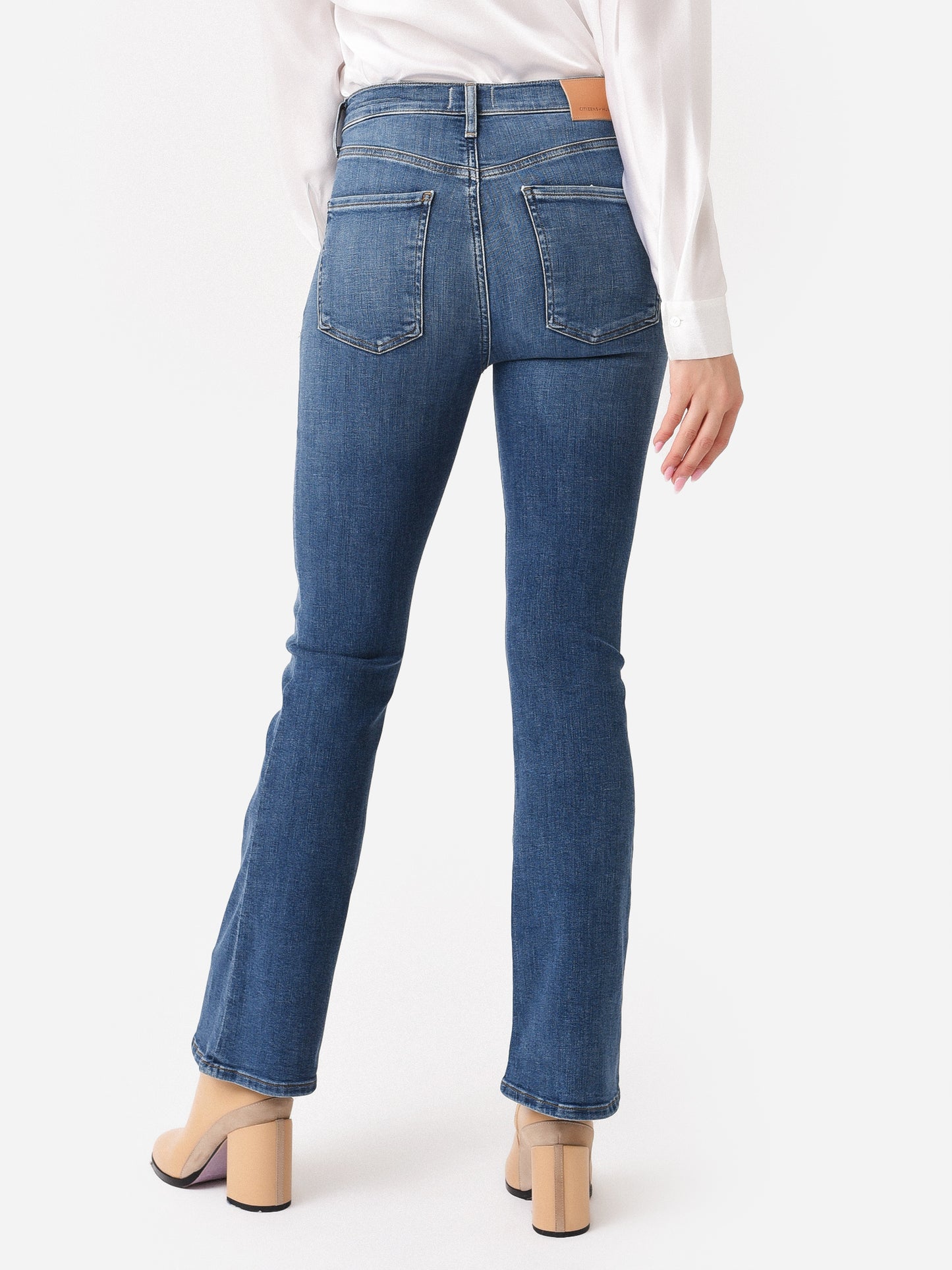 1902-1436xLAWLESS-alt3