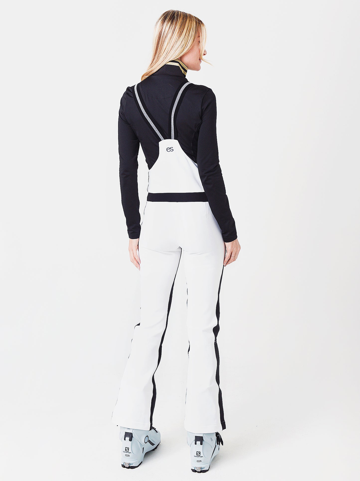 1916025xSNOWBLACK-alt1