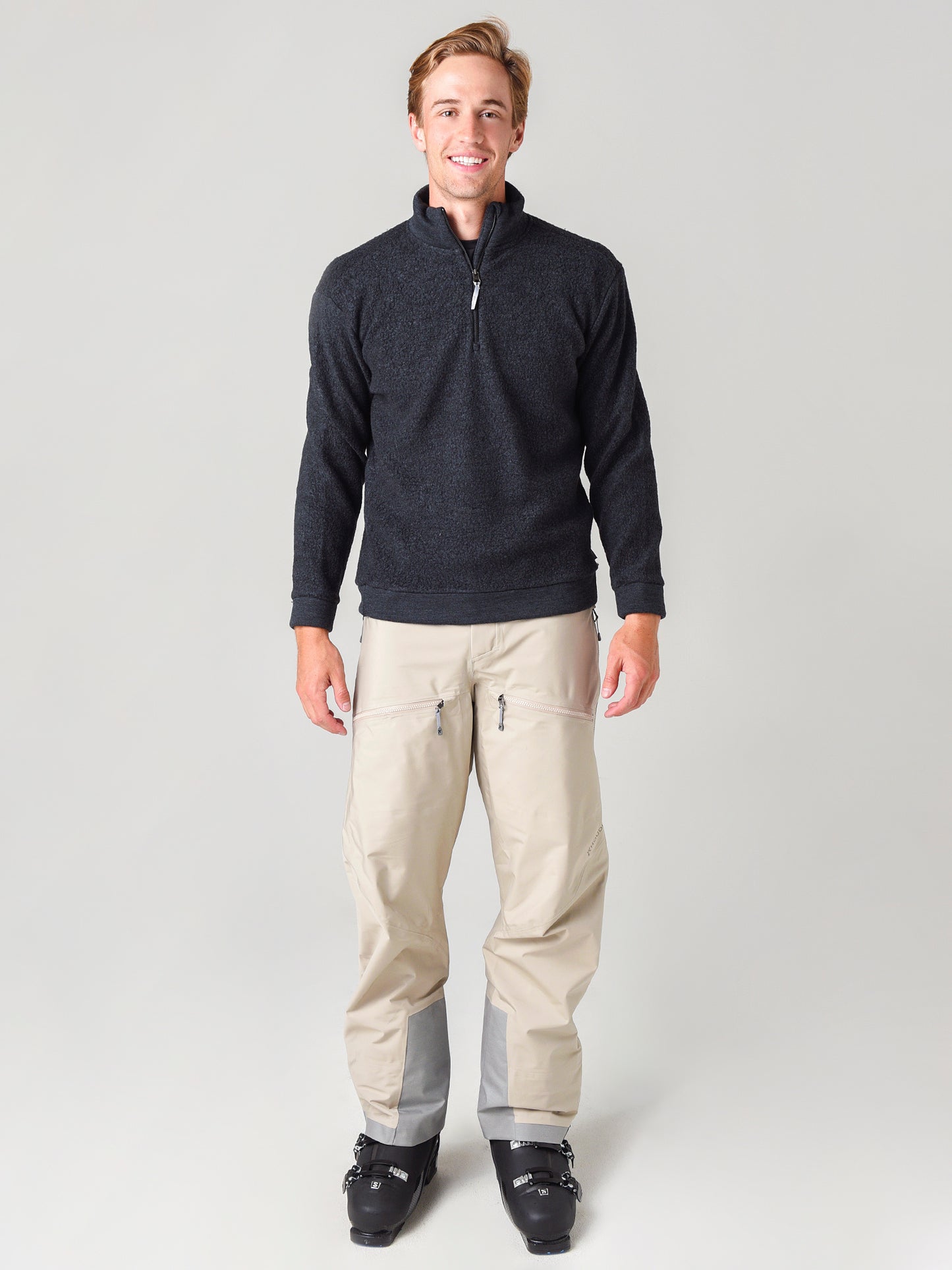 220234xTRUEBLACK-alt3