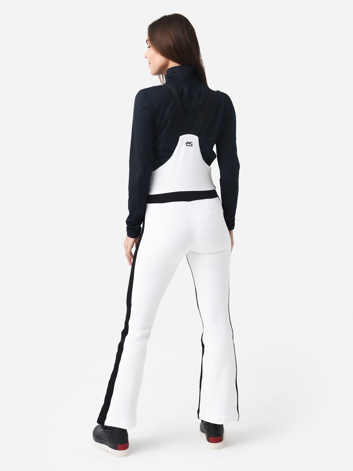 2216025xSNOWBLACK-alt1