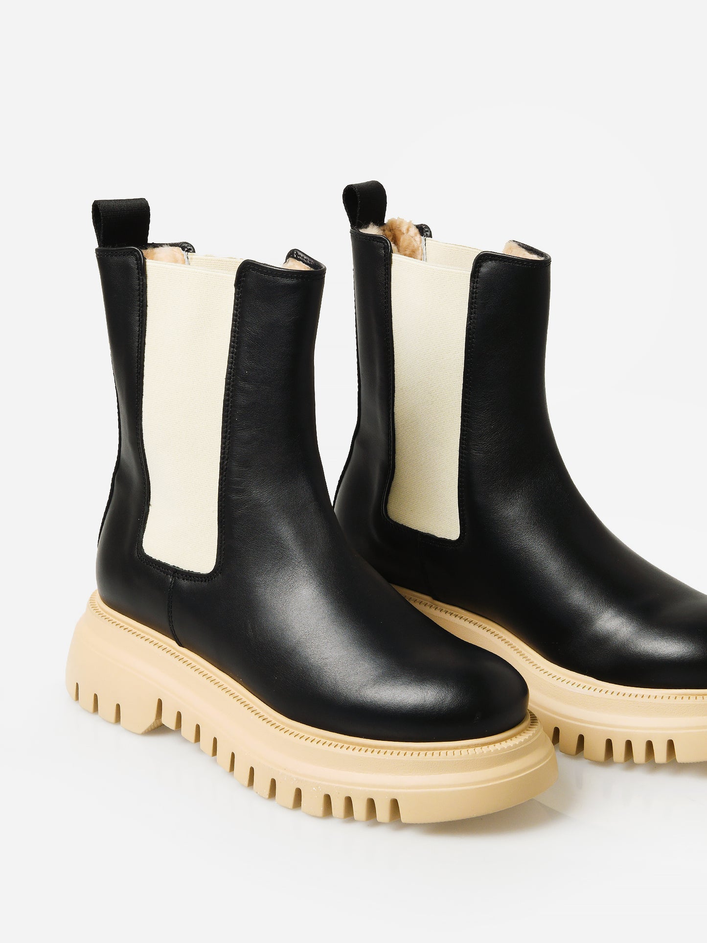 22242570x130BLACKBEIGE-alt5