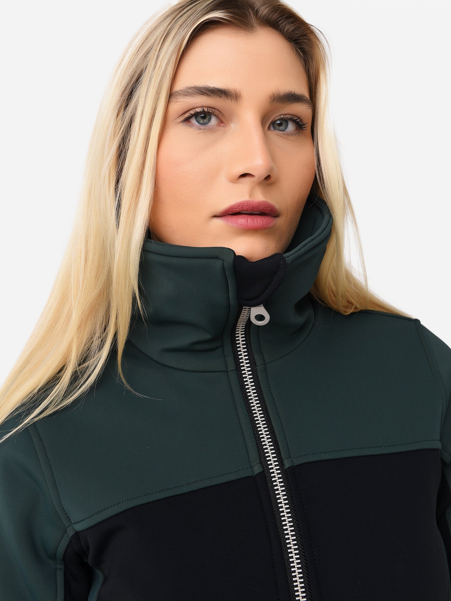 22BDA07xPEACOCK-alt4