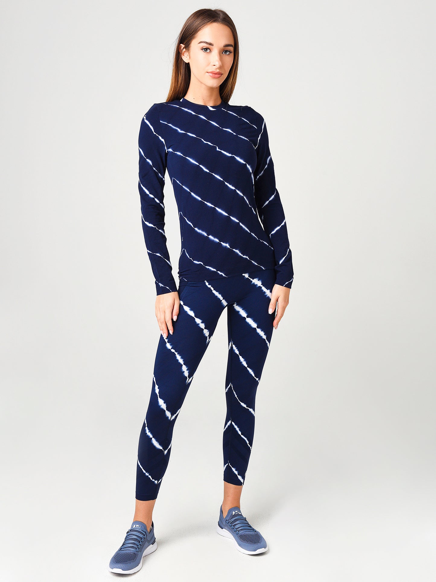 73682-409xTORYNAVYDIAGONALSHIBORI-alt3