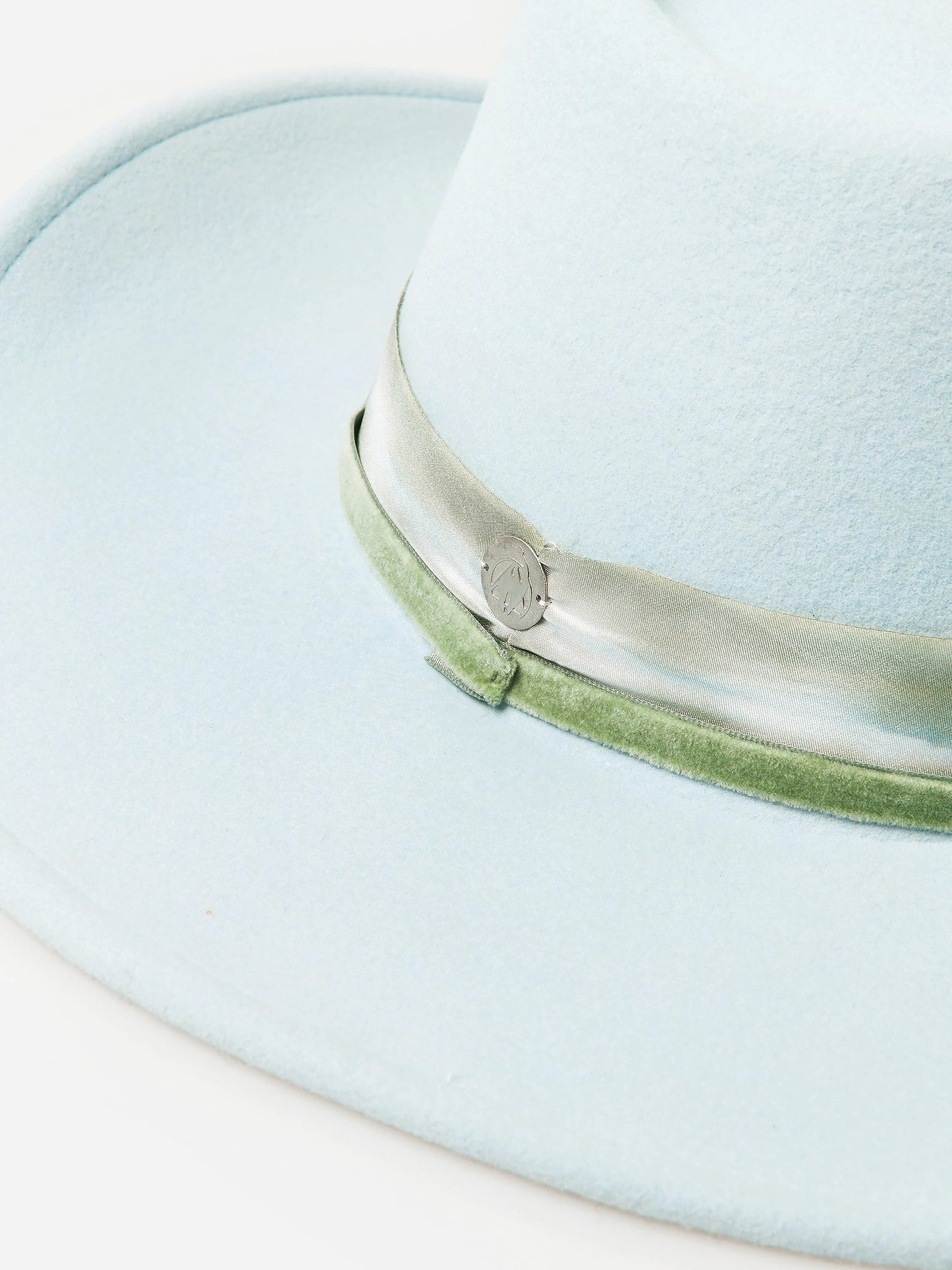 8001TxPOWDERBLUE-alt3