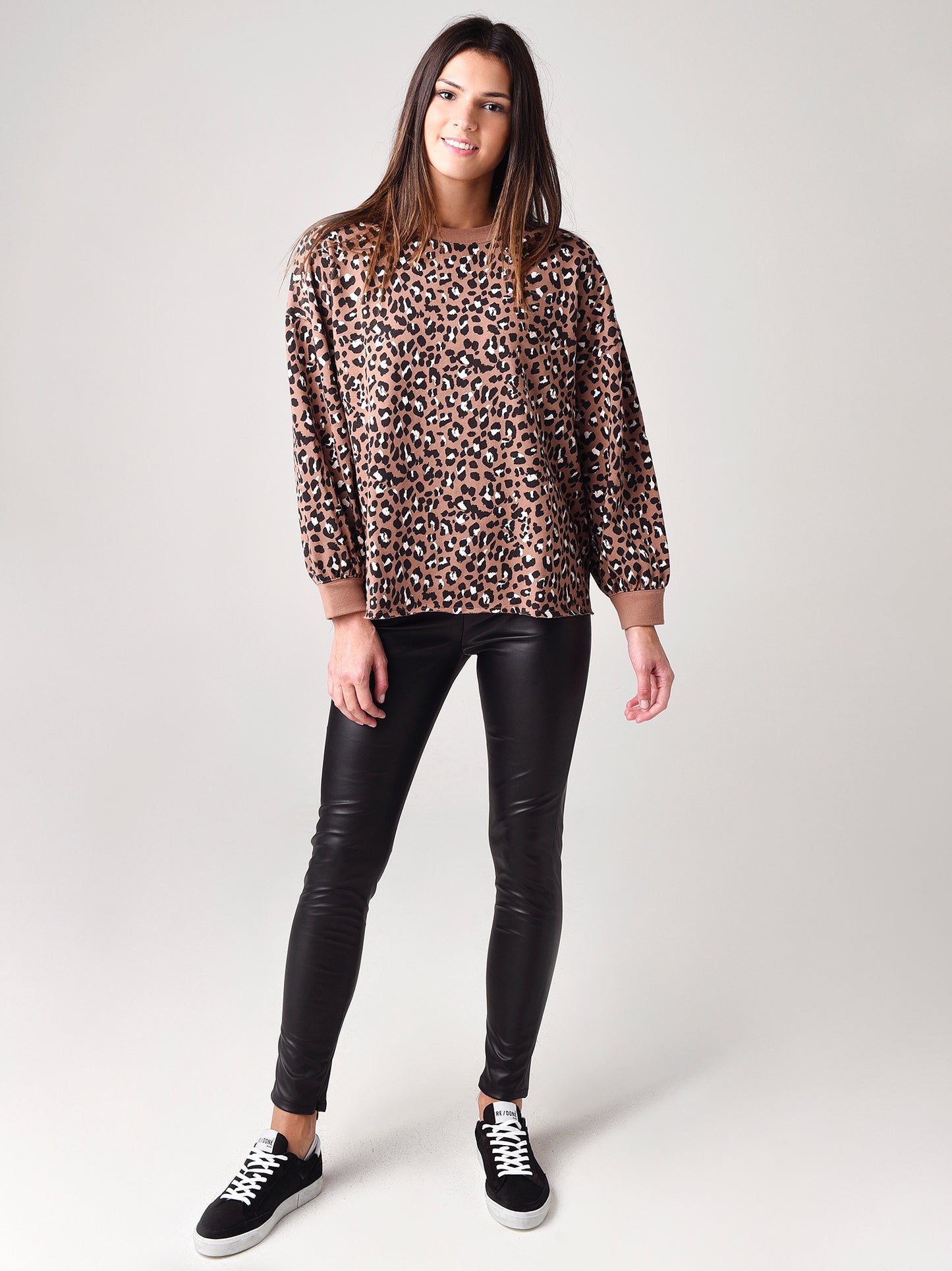843A-361A-2284xMOUNTAINLEOPARD-alt3