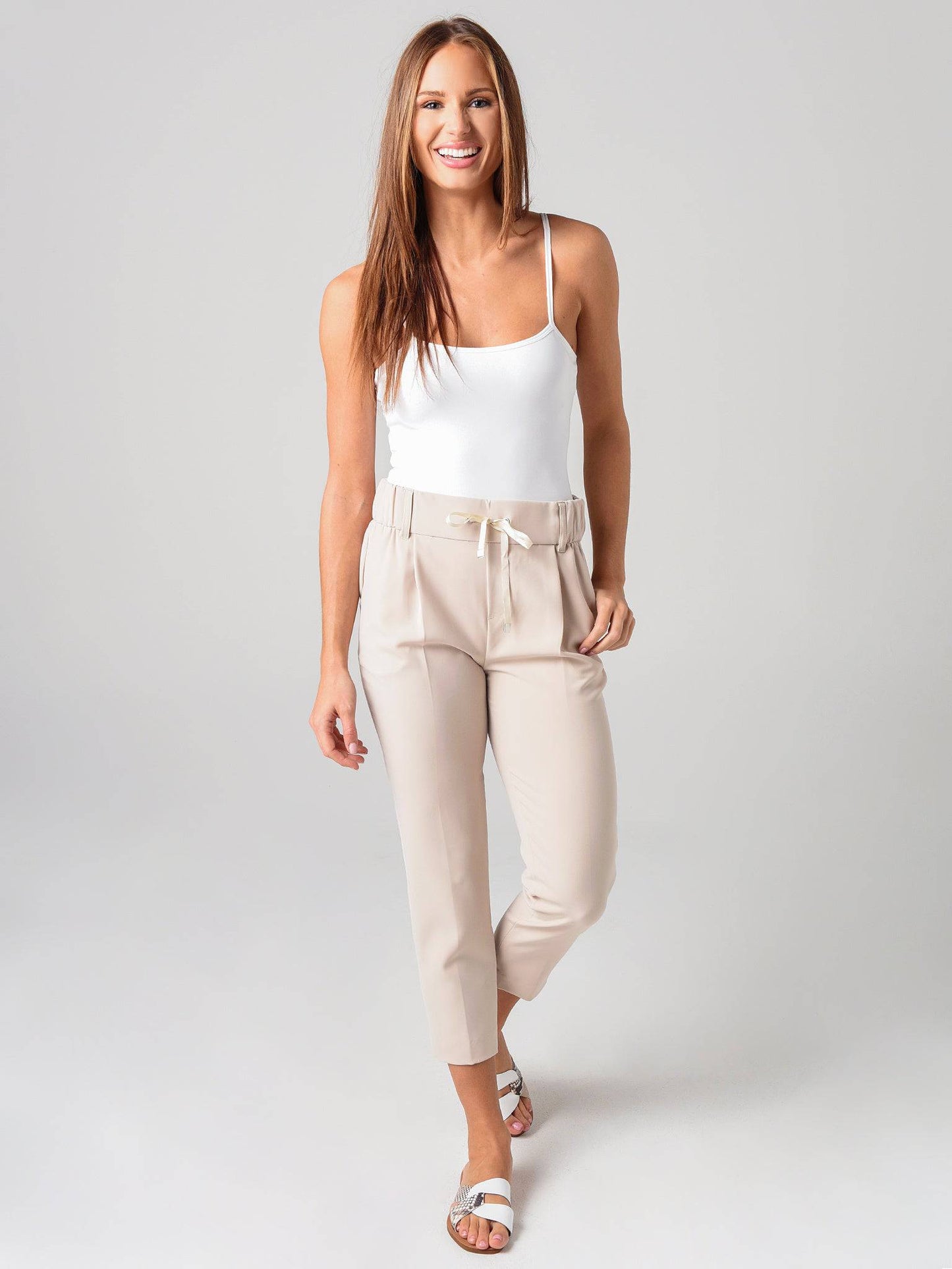 AW1268-XAxWHITE-alt3